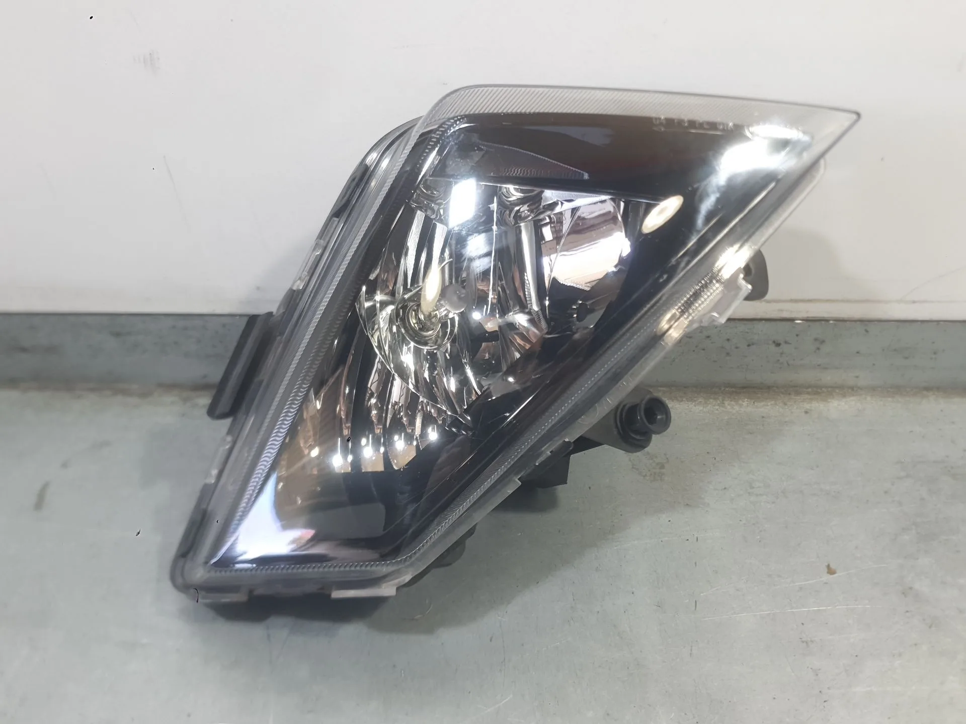 Faro Antiniebla Derecho para Seat Ibiza V (Kj1, Kjg)