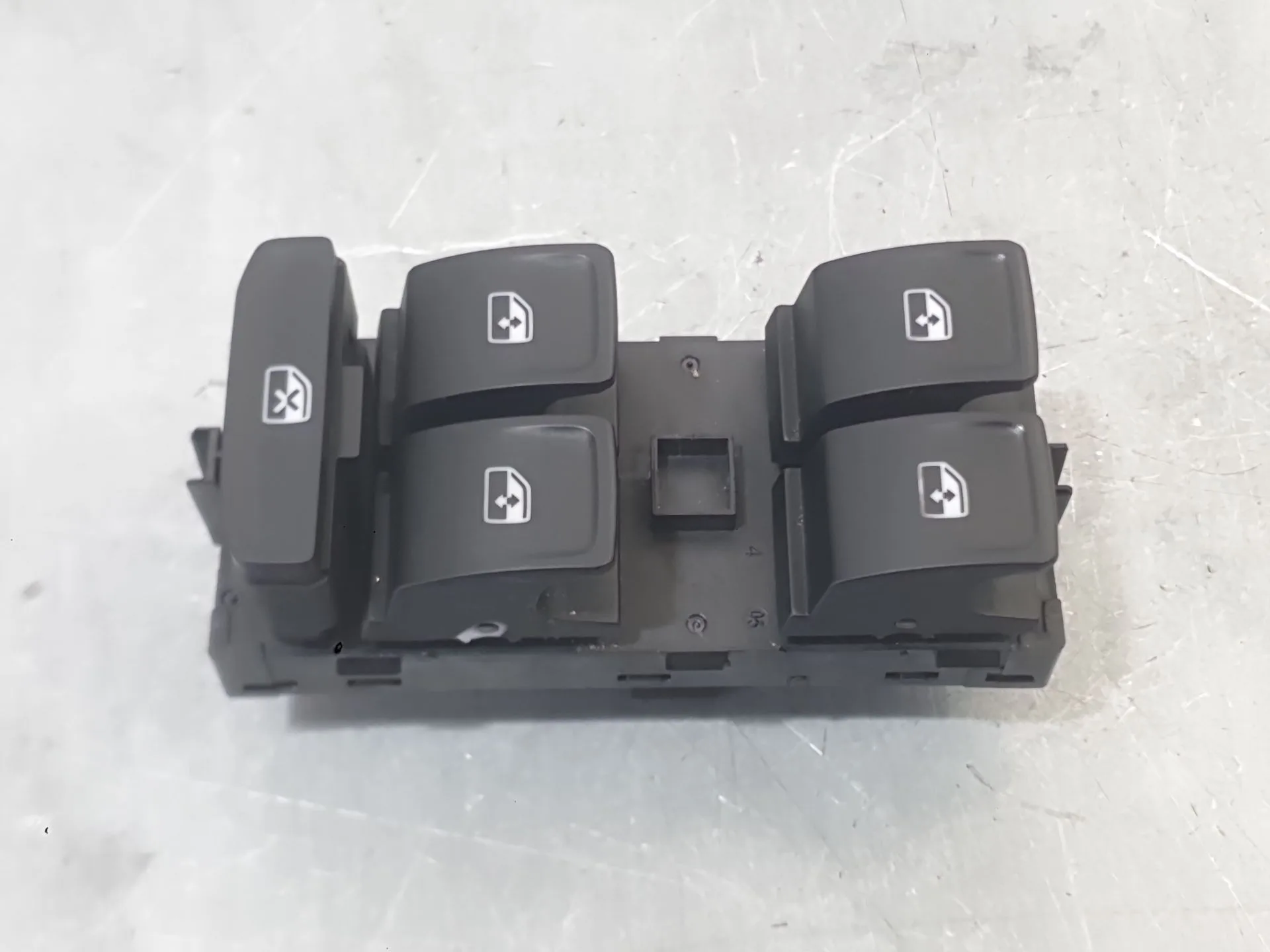Mando Elevalunas Delantero Izquierdo para Seat Ibiza V (Kj1, Kjg)