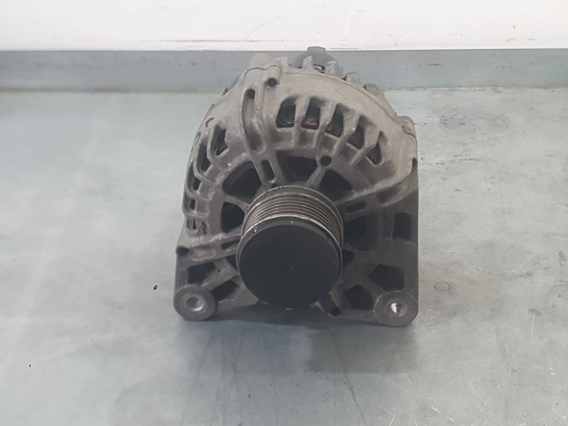 Alternador para Renault Scenic Iii (Jz0/1_)