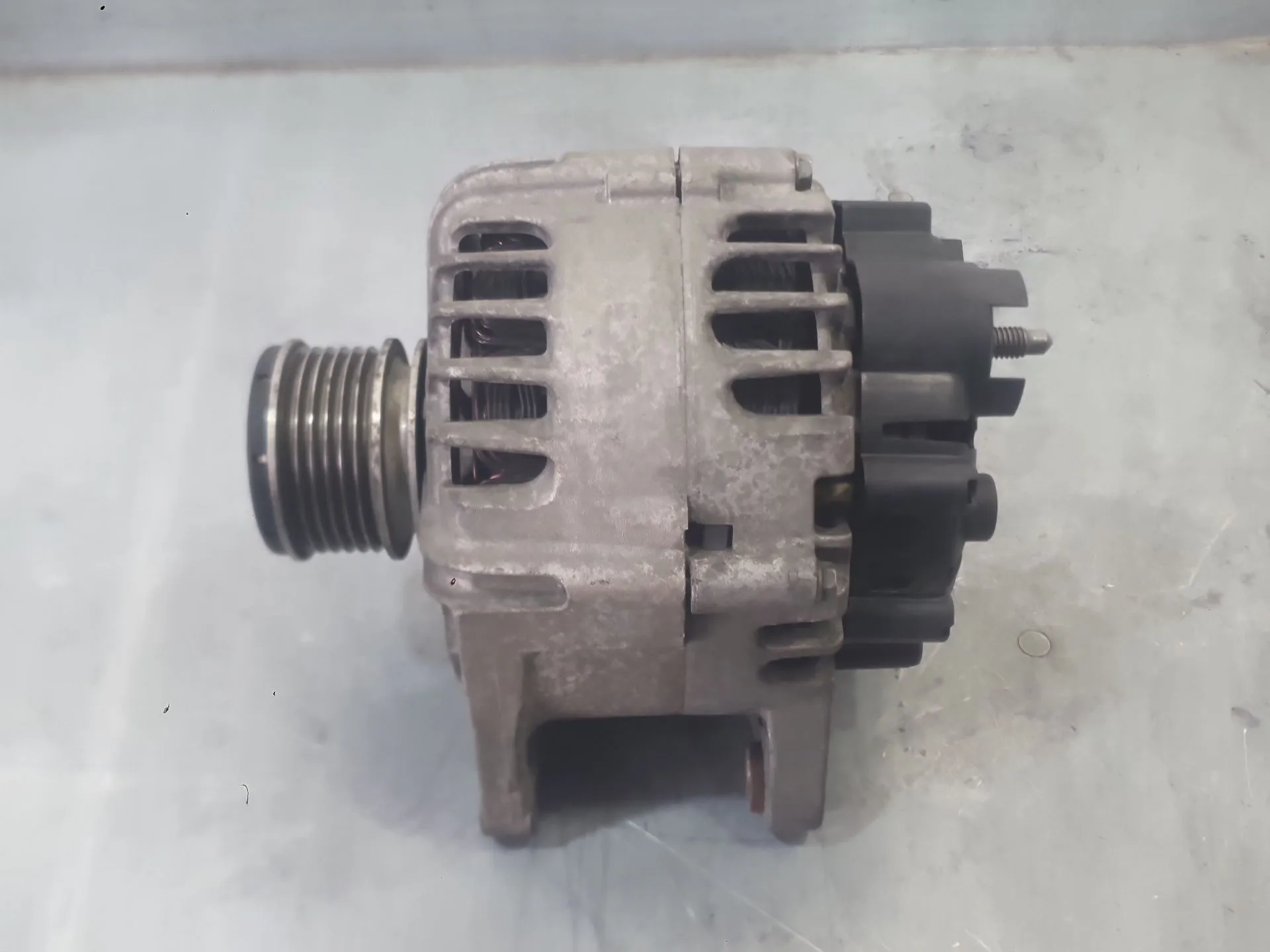 Alternador para Renault Scenic Iii (Jz0/1_)