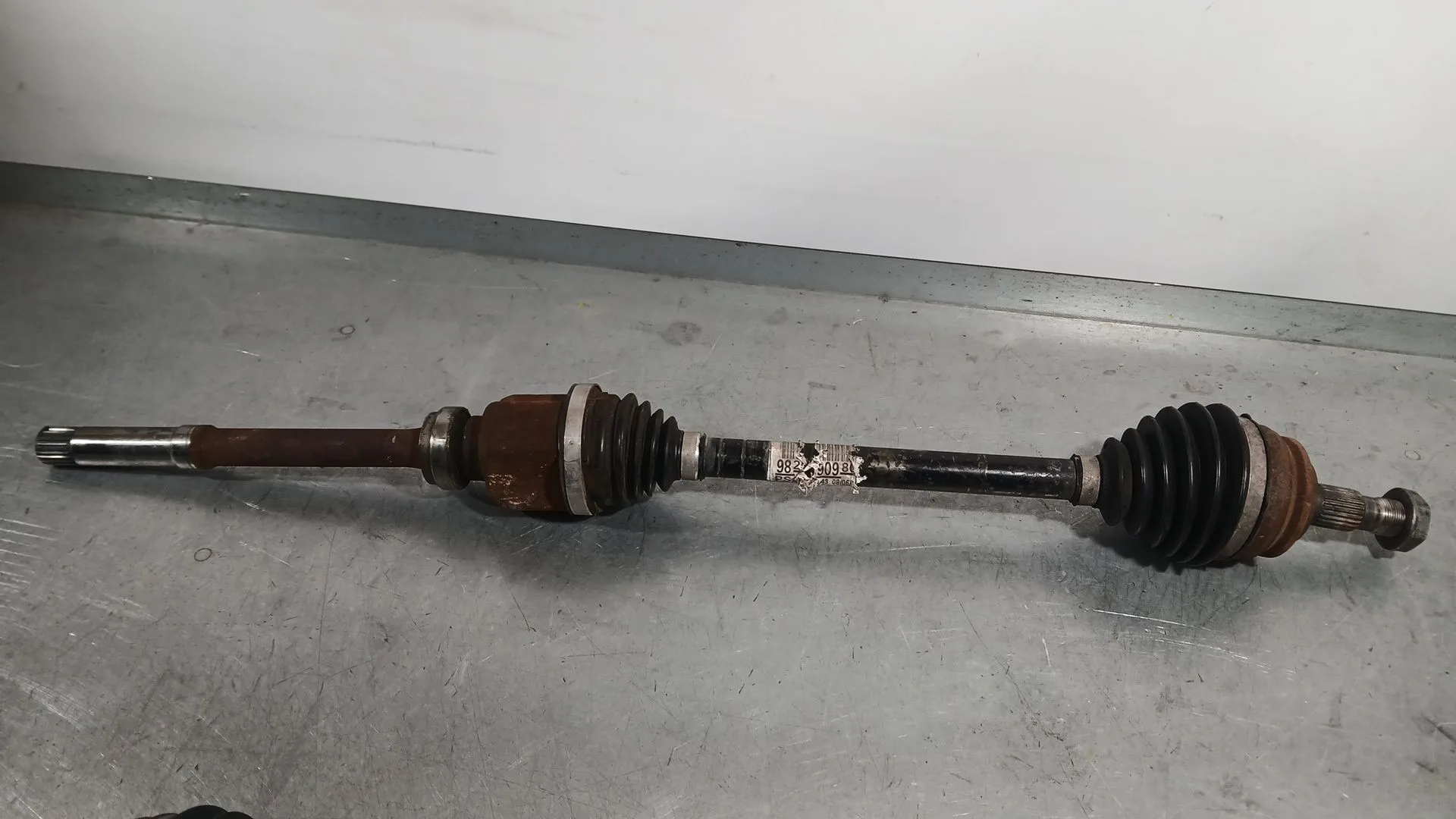 Transmision Delantera Derecha para Opel Corsa F (P2Jo)