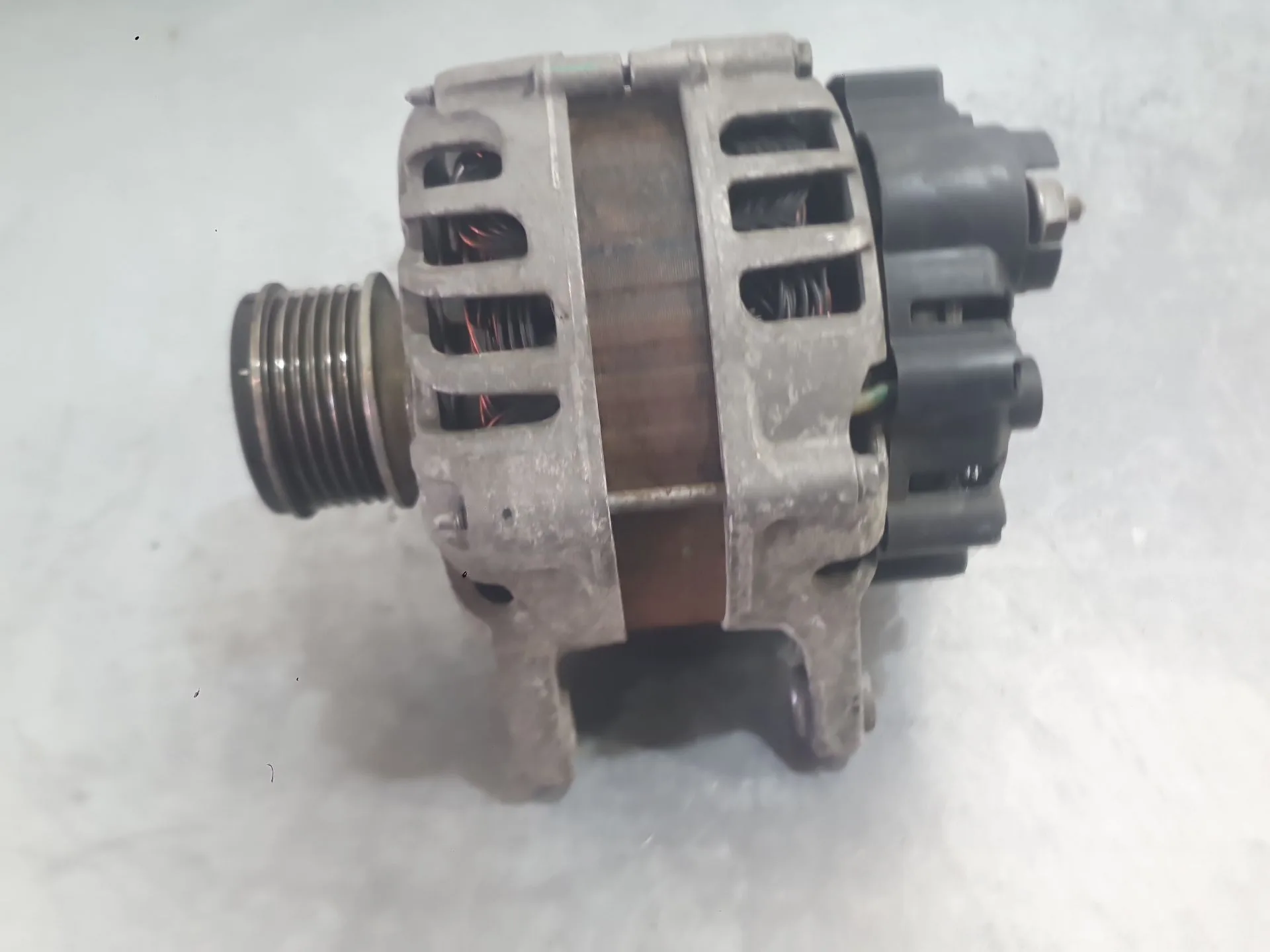 Alternador para Renault Clio Iv (Bh_)