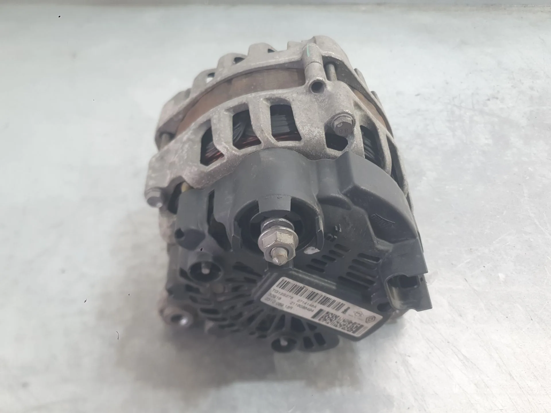 Alternador para Renault Clio Iv (Bh_)