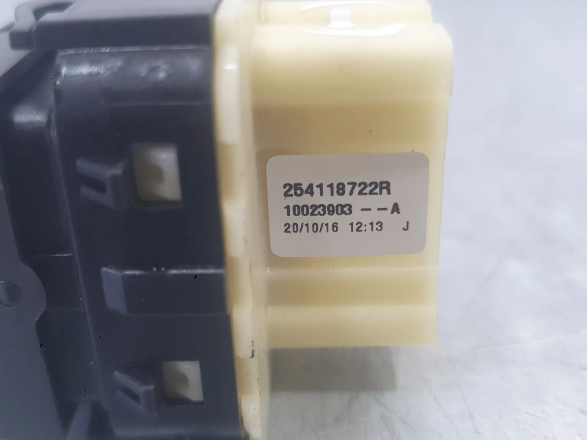 Mando Elevalunas Delantero Izquierdo para Renault Clio Iv (Bh_)