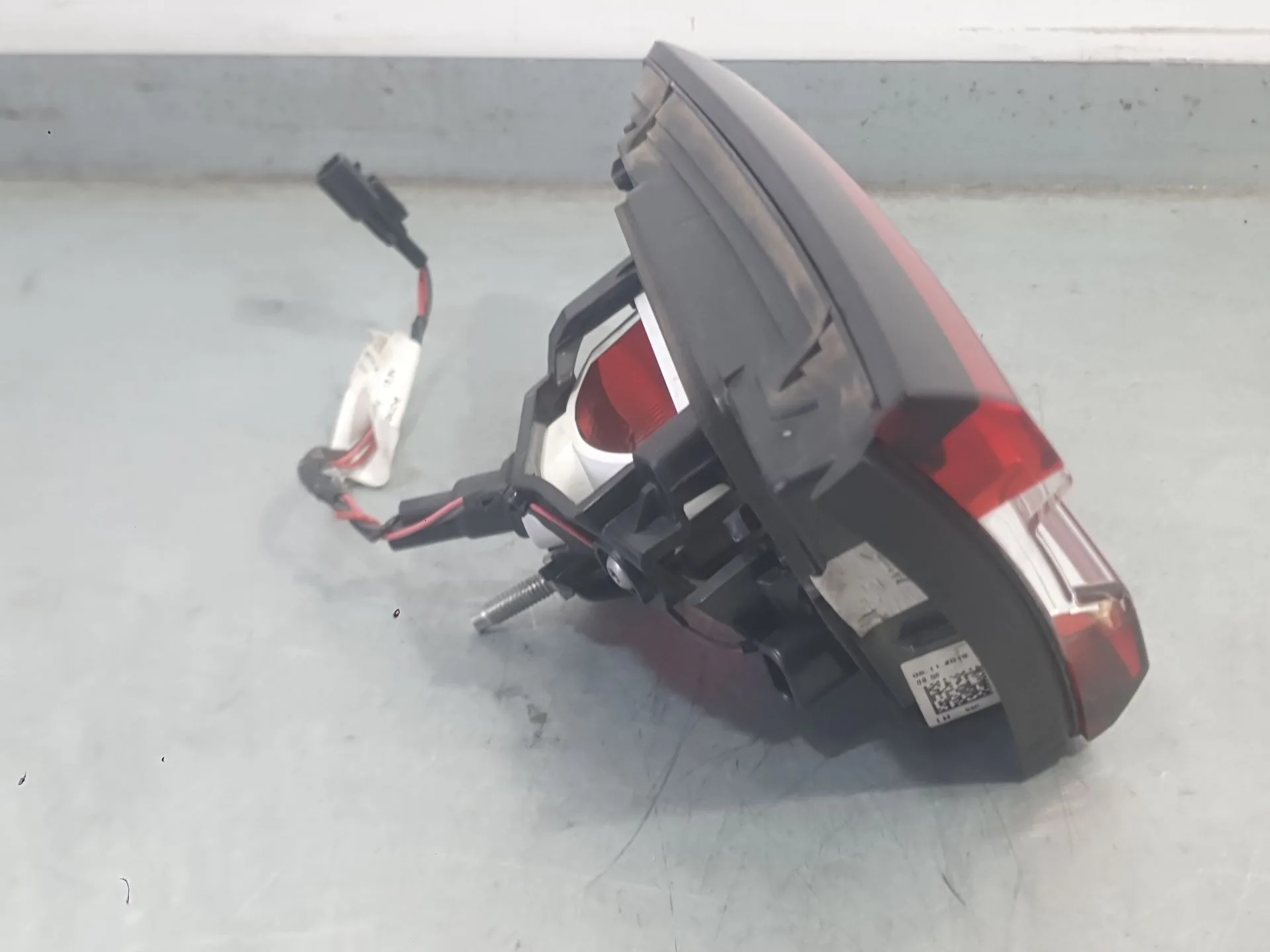 Piloto Trasero Izquierdo Interior para Renault Clio Iv (Bh_)