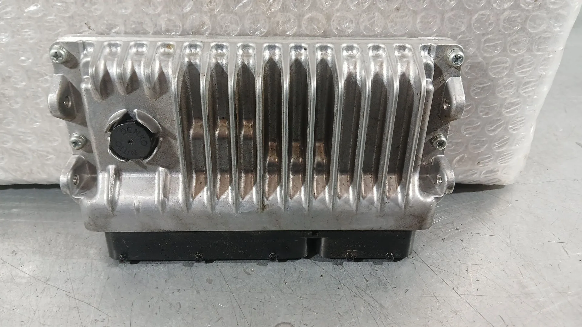 Centralita Motor Uce para Toyota Yaris (_P13_)