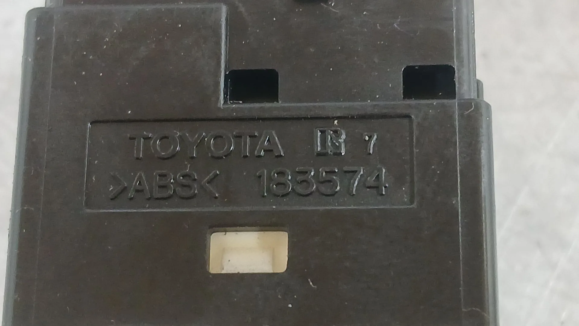 Mando Retrovisor para Toyota Yaris (_P13_)