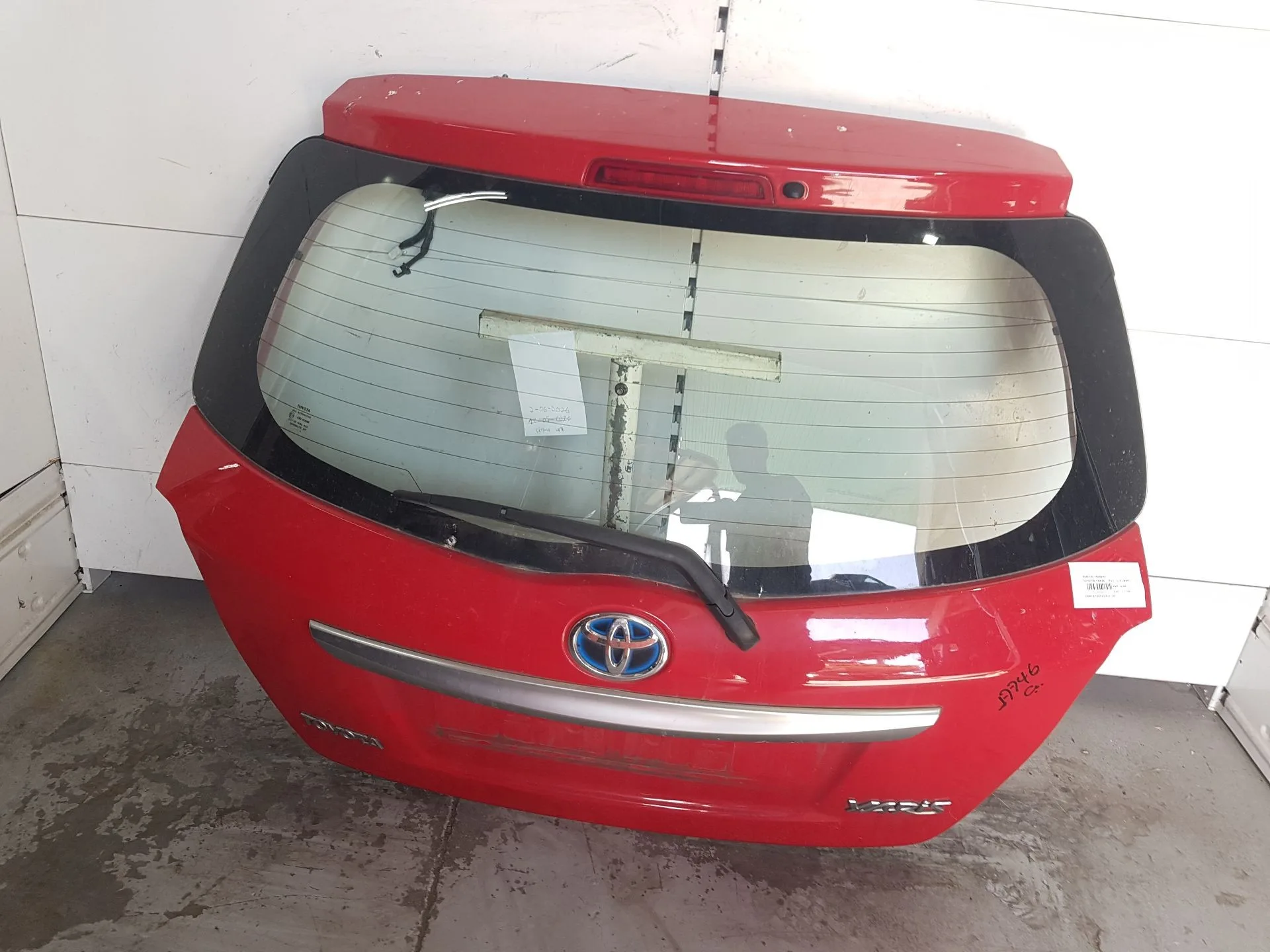 Porton Trasero para Toyota Yaris (_P13_)