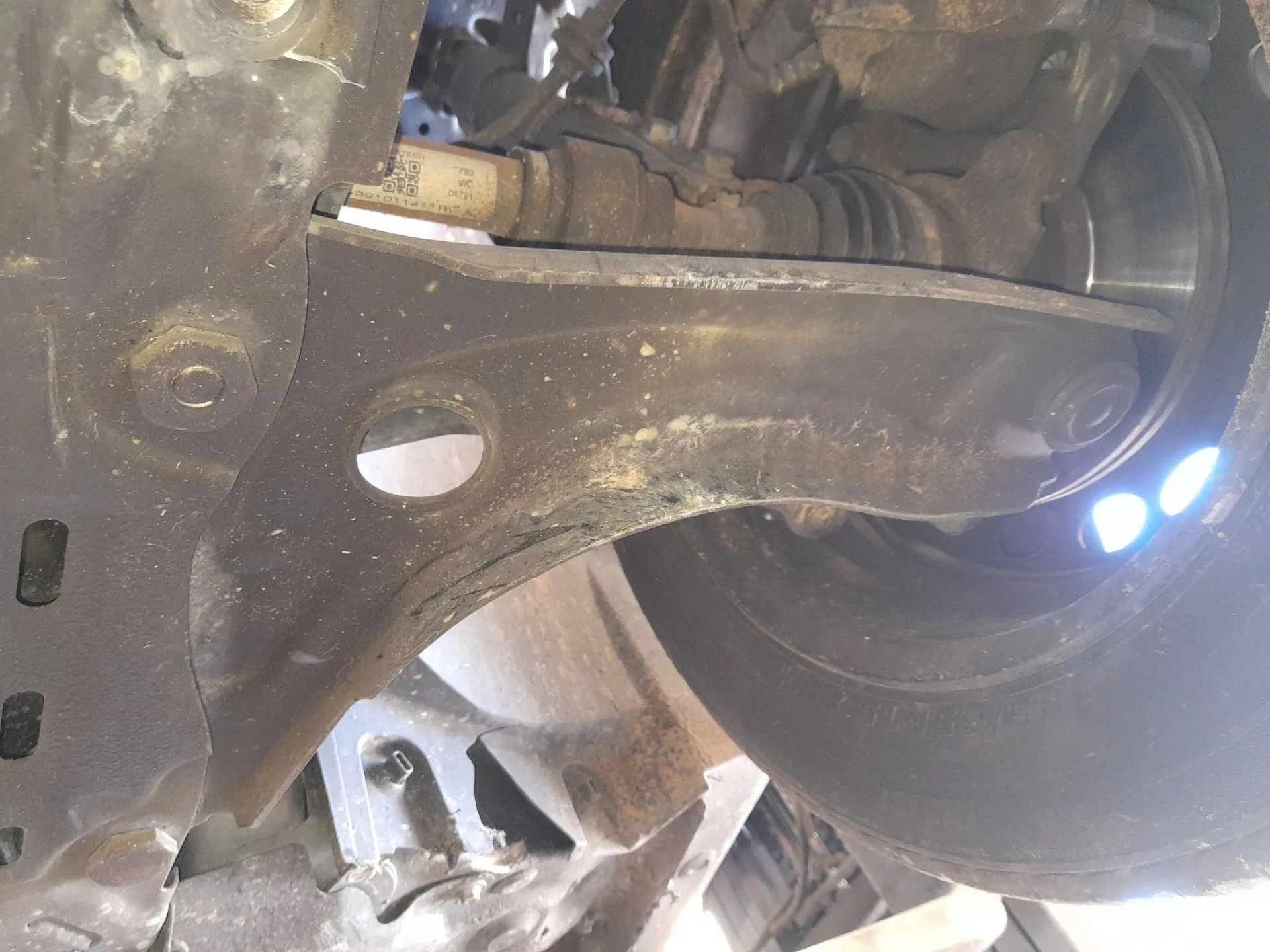 Brazo Suspension Inferior Delantero Izquierdo para Dacia Sandero Iii