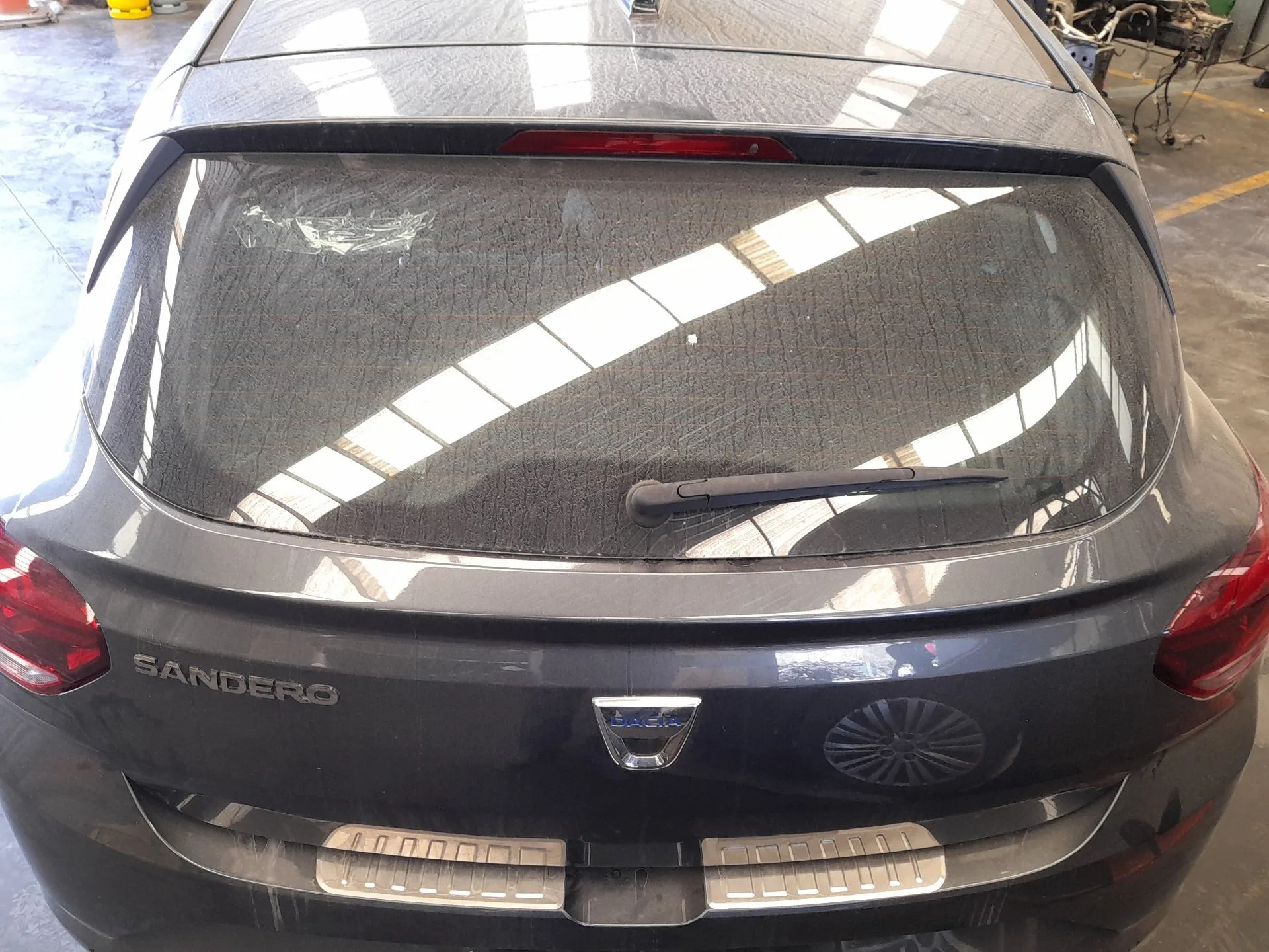 Porton Trasero para Dacia Sandero Iii