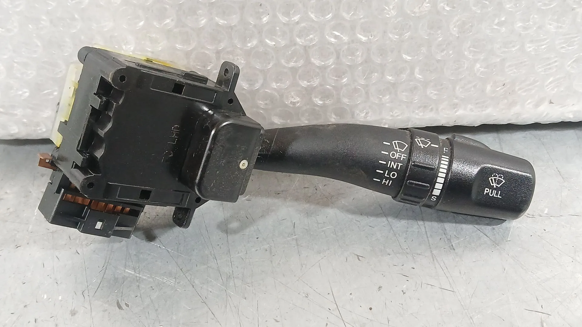 Mando Limpia para Kia Cerato I Sedan (Ld)