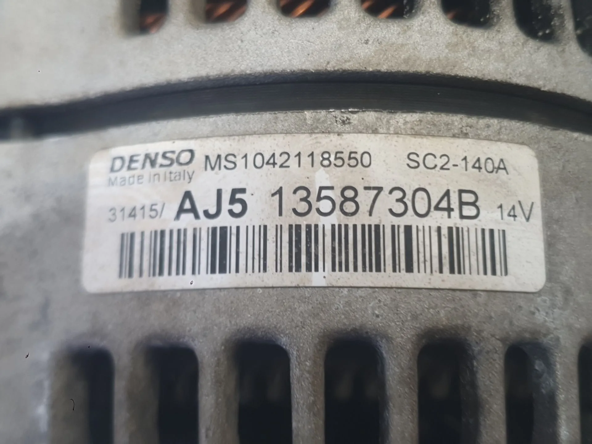 Alternador para Opel Zafira Tourer C (P12)