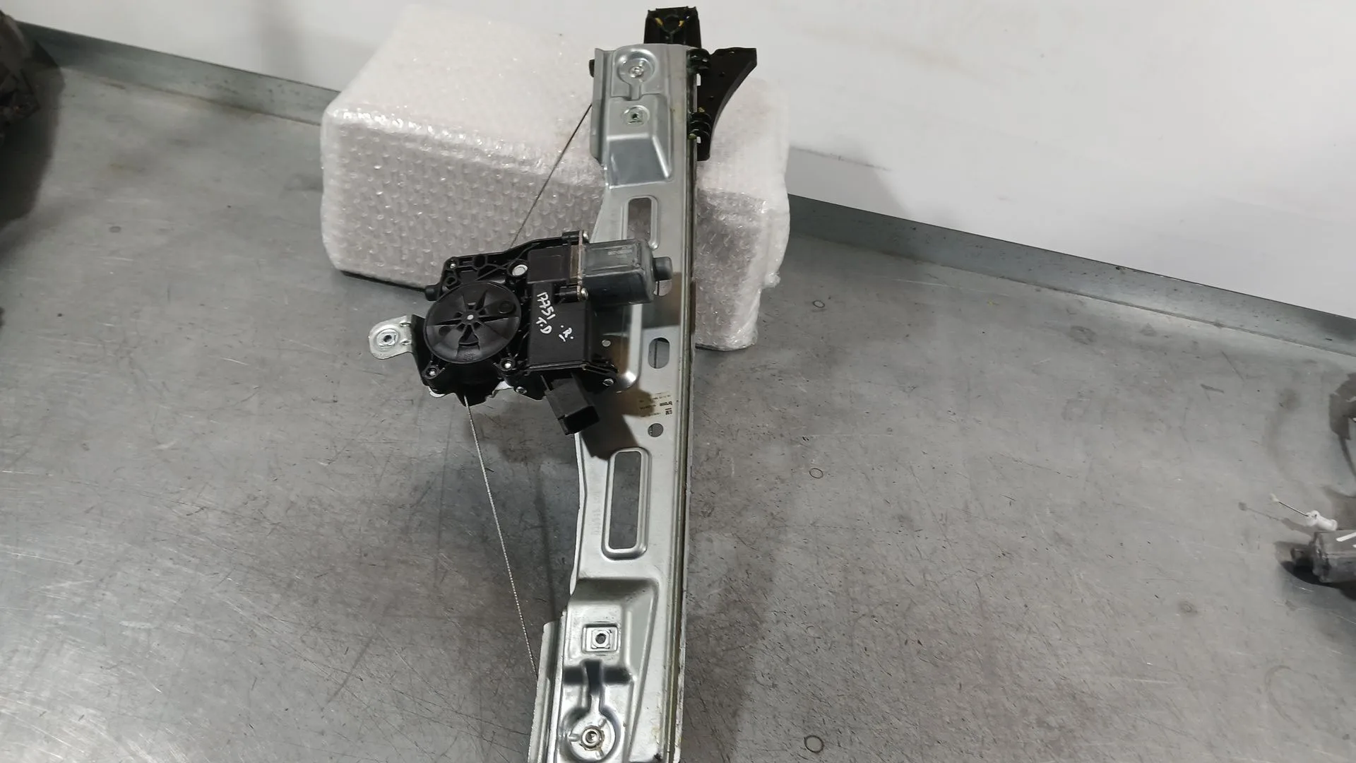 Elevalunas Trasero Derecho para Opel Zafira Tourer C (P12)