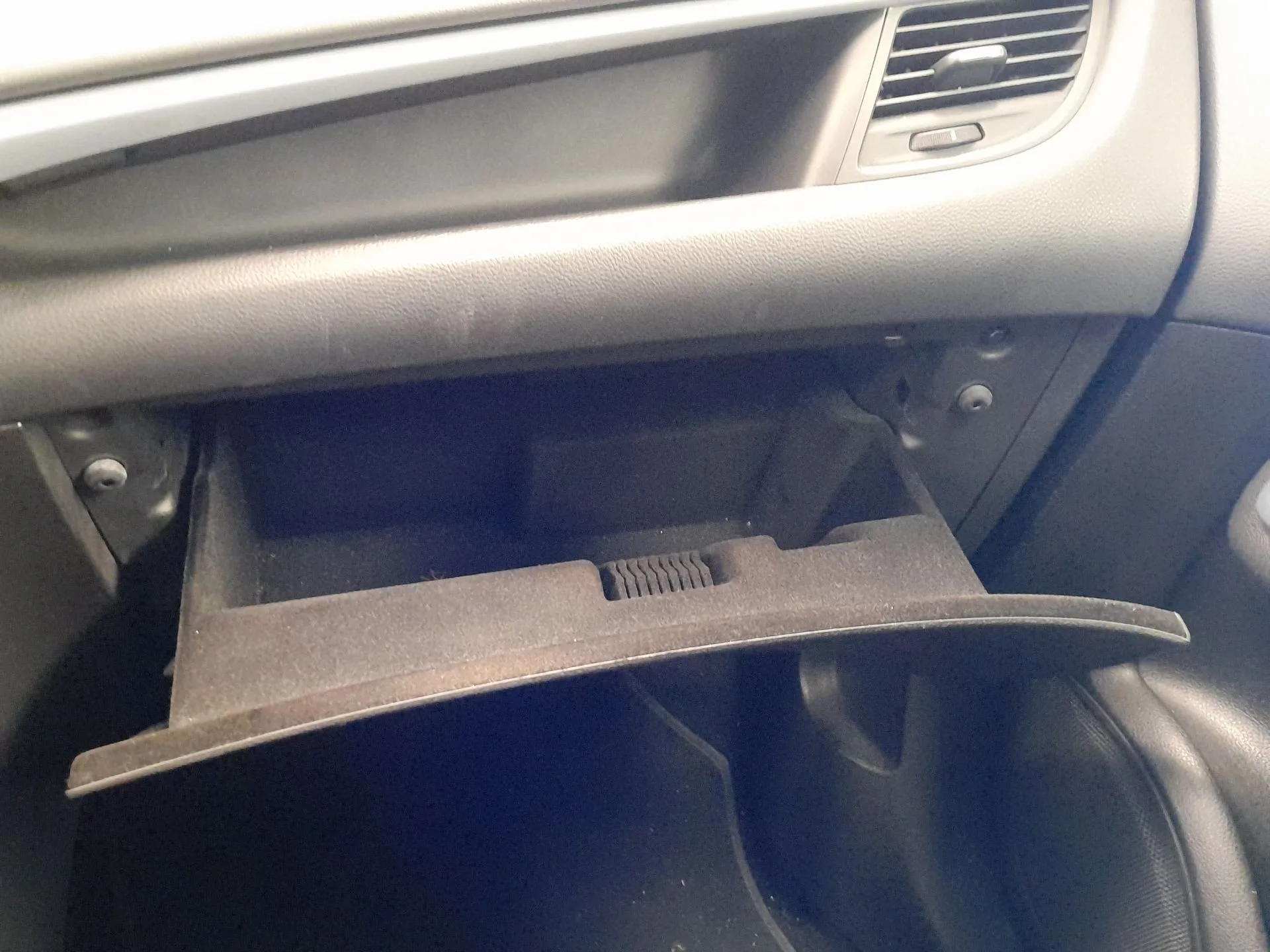 Guantera para Opel Zafira Tourer C (P12)