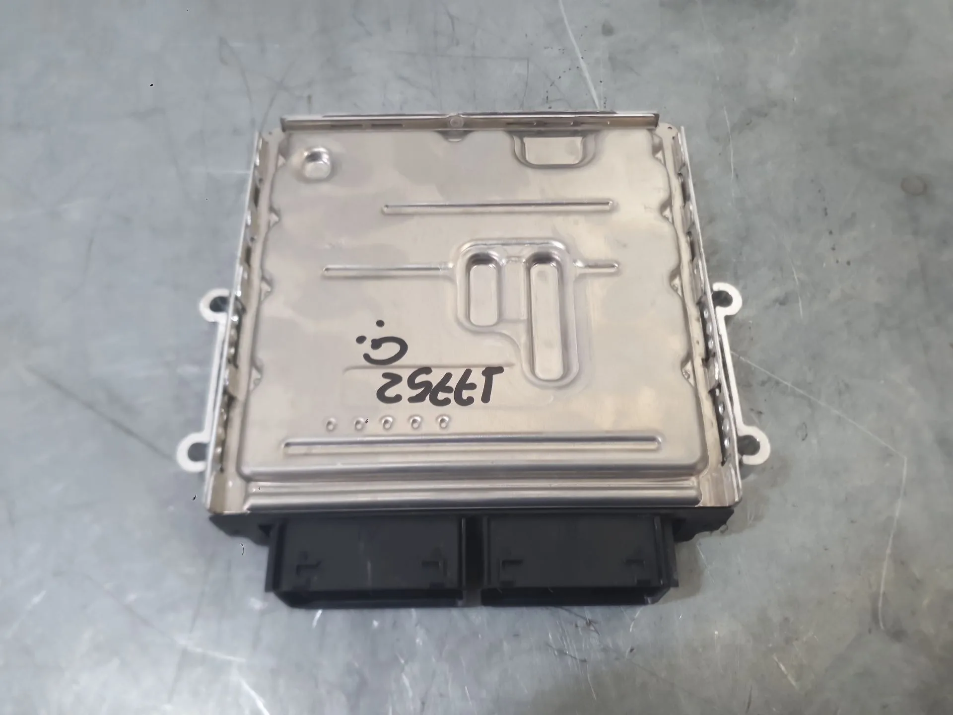 Centralita Motor Uce para Mg Hs (As23)