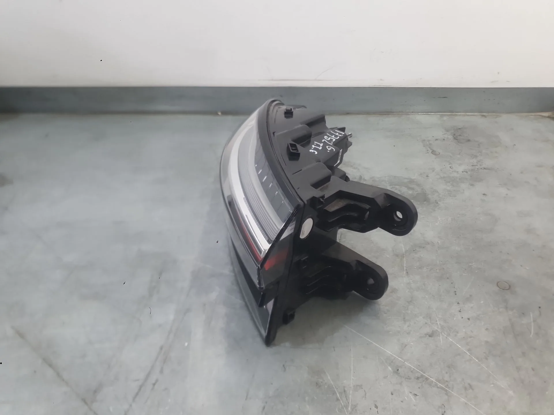 Piloto Trasero Izquierdo Exterior para Mg Hs (As23)