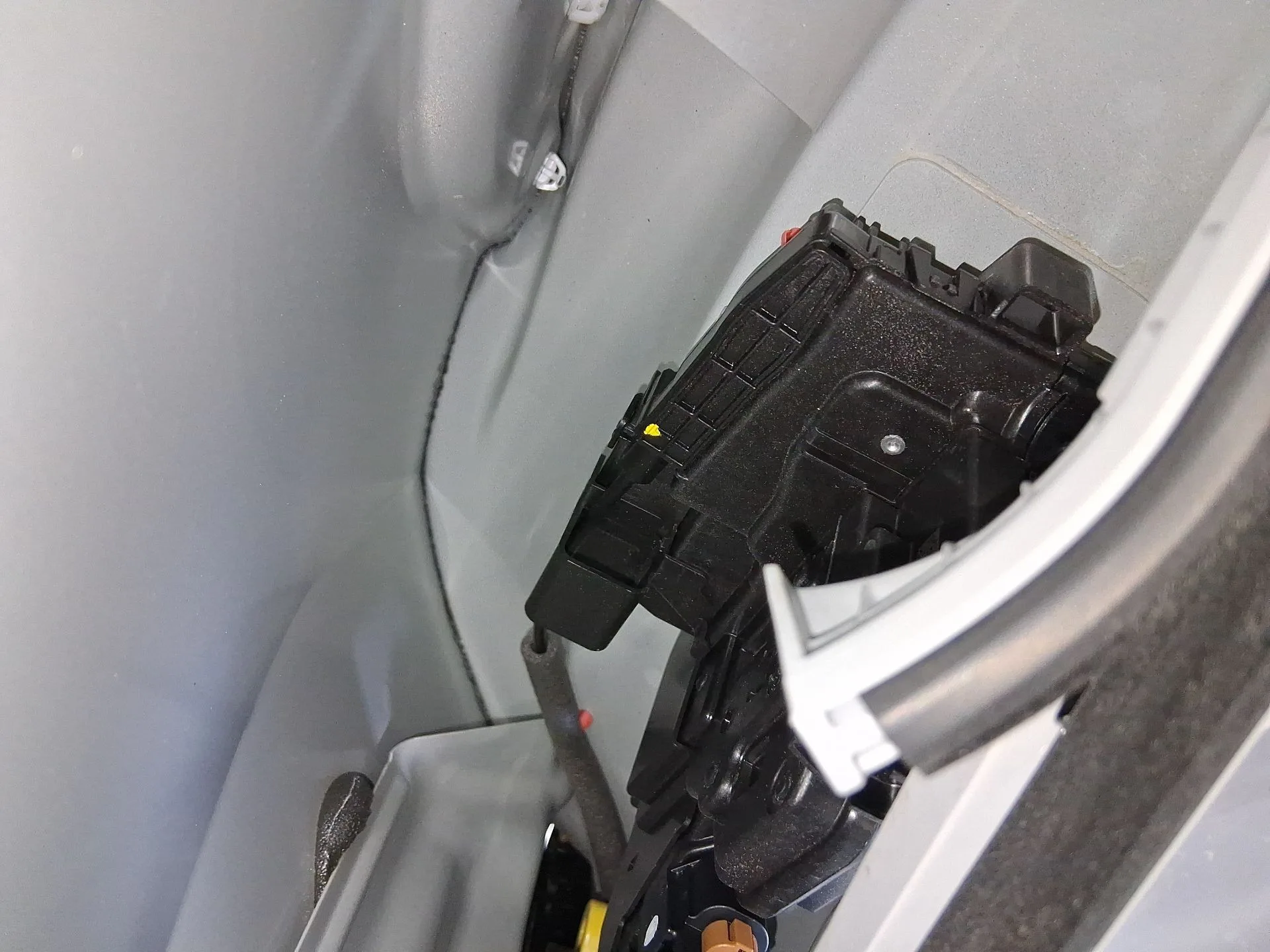 Cerradura Puerta Trasera Derecha para Kia Ev3