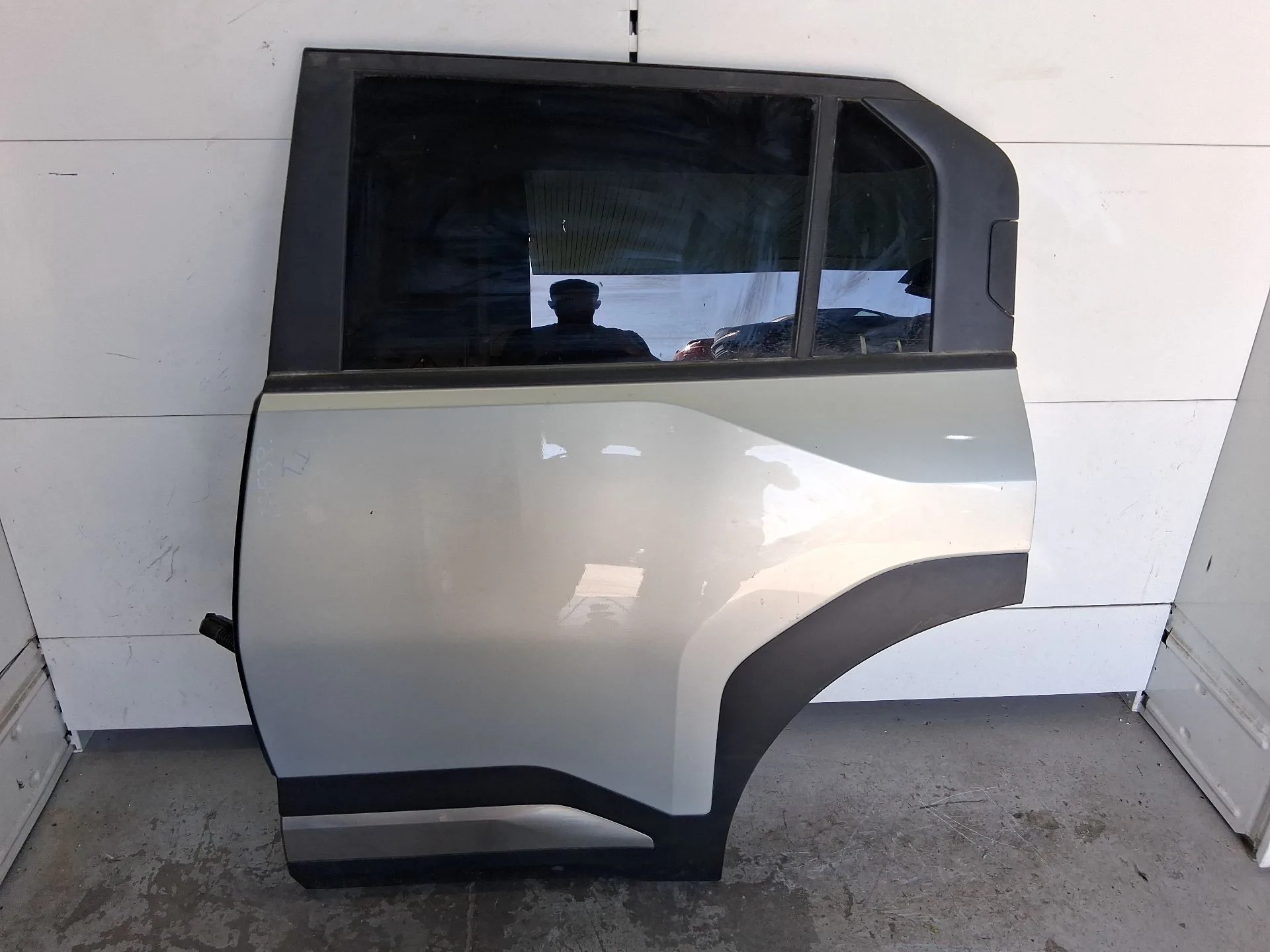 Puerta Trasera Izquierda para Kia Ev3