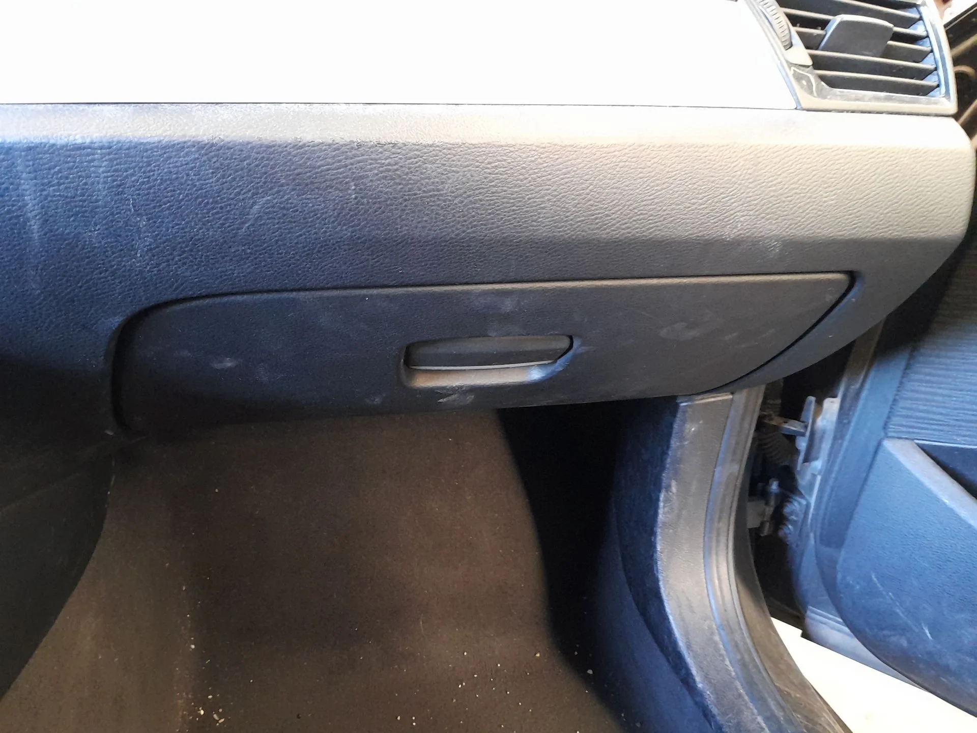 Guantera para Bmw X1 (E84)