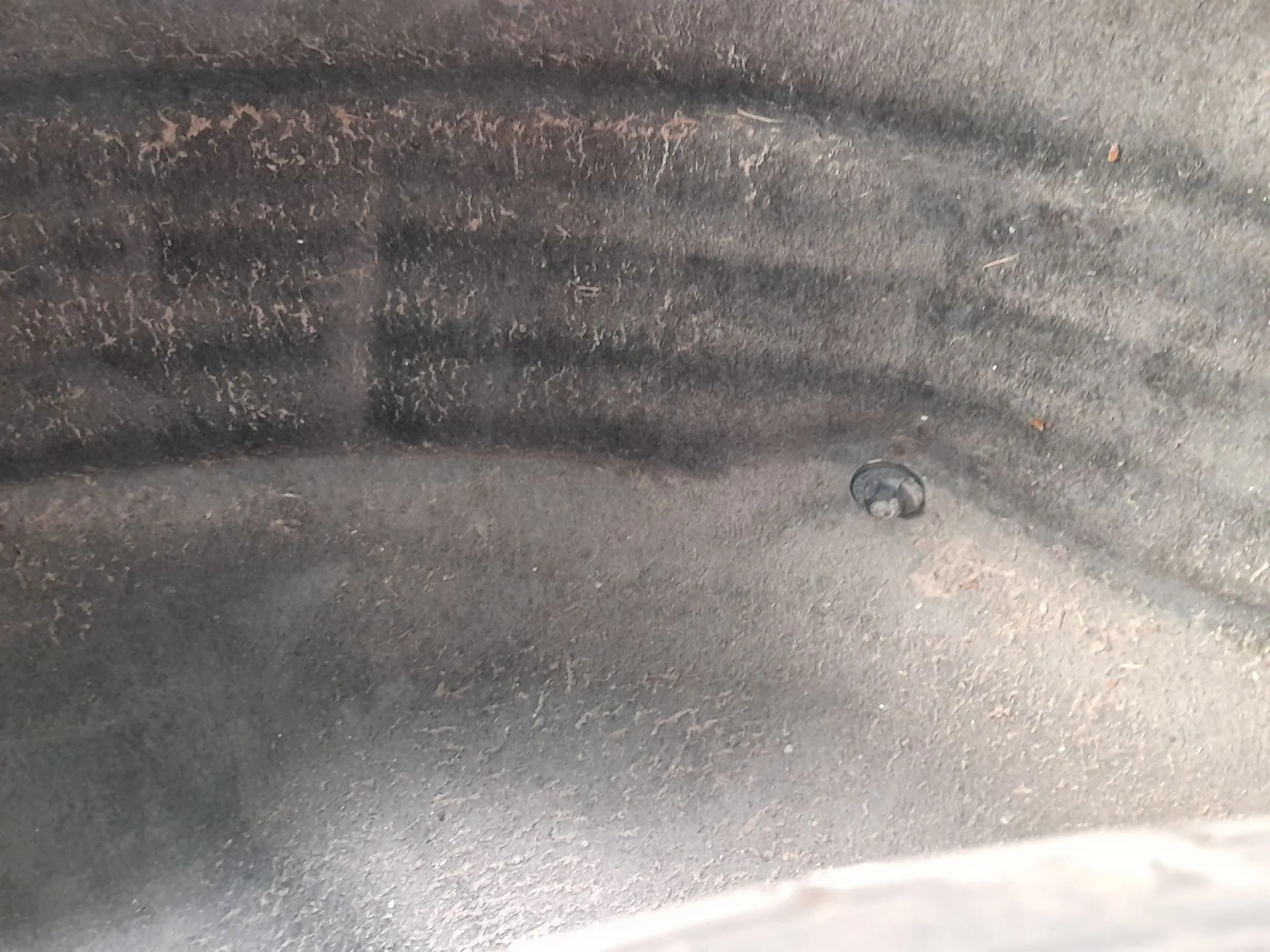 Plastico Pase Rueda Tras. Dch. para Bmw X1 (E84)