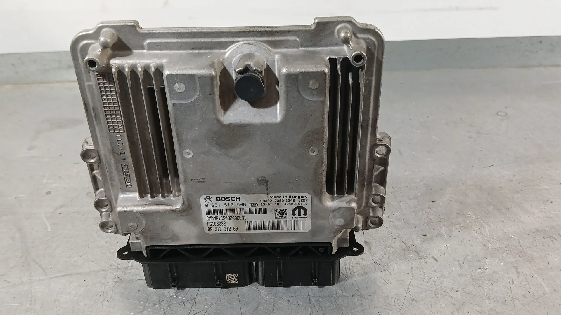Centralita Motor Uce para Opel Corsa F (P2Jo)