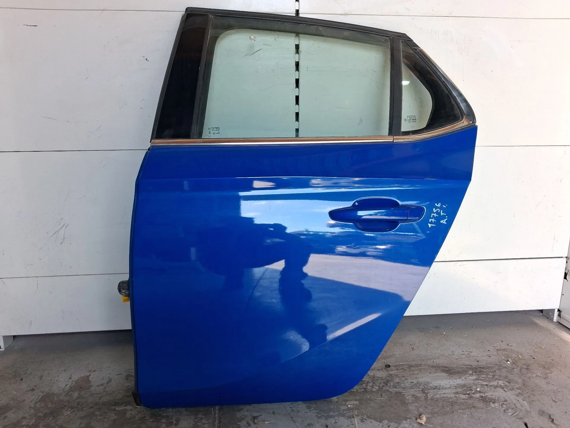 Puerta Trasera Izquierda para Opel Corsa F (P2Jo)