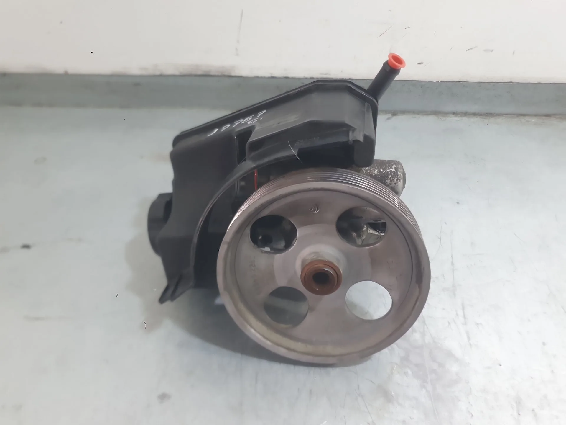 Bomba Direccion para Citroën Xsara Picasso (N68)