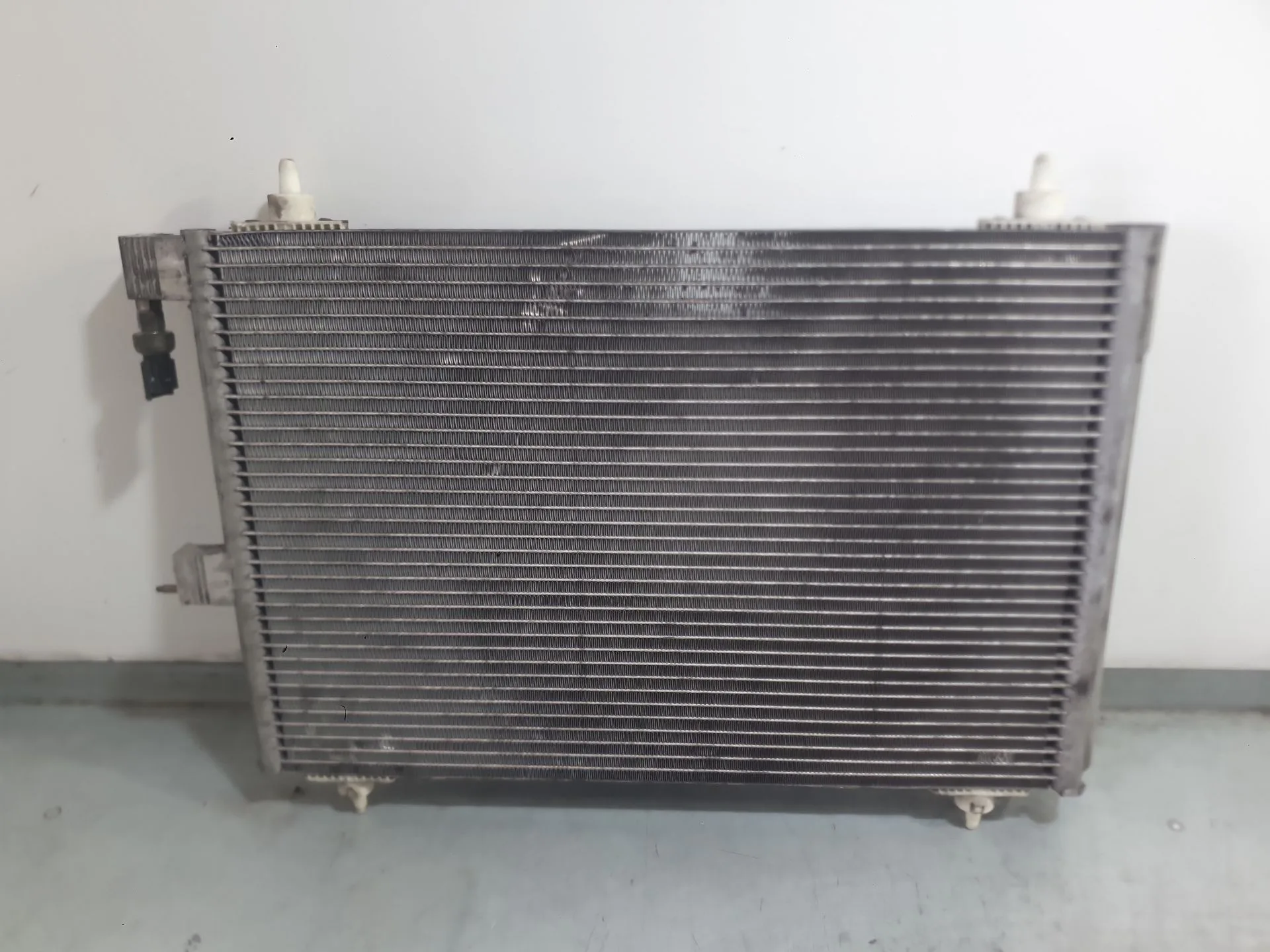 Condensador / Radiador Aire Acondicionado para Citroën Xsara Picasso (N68)