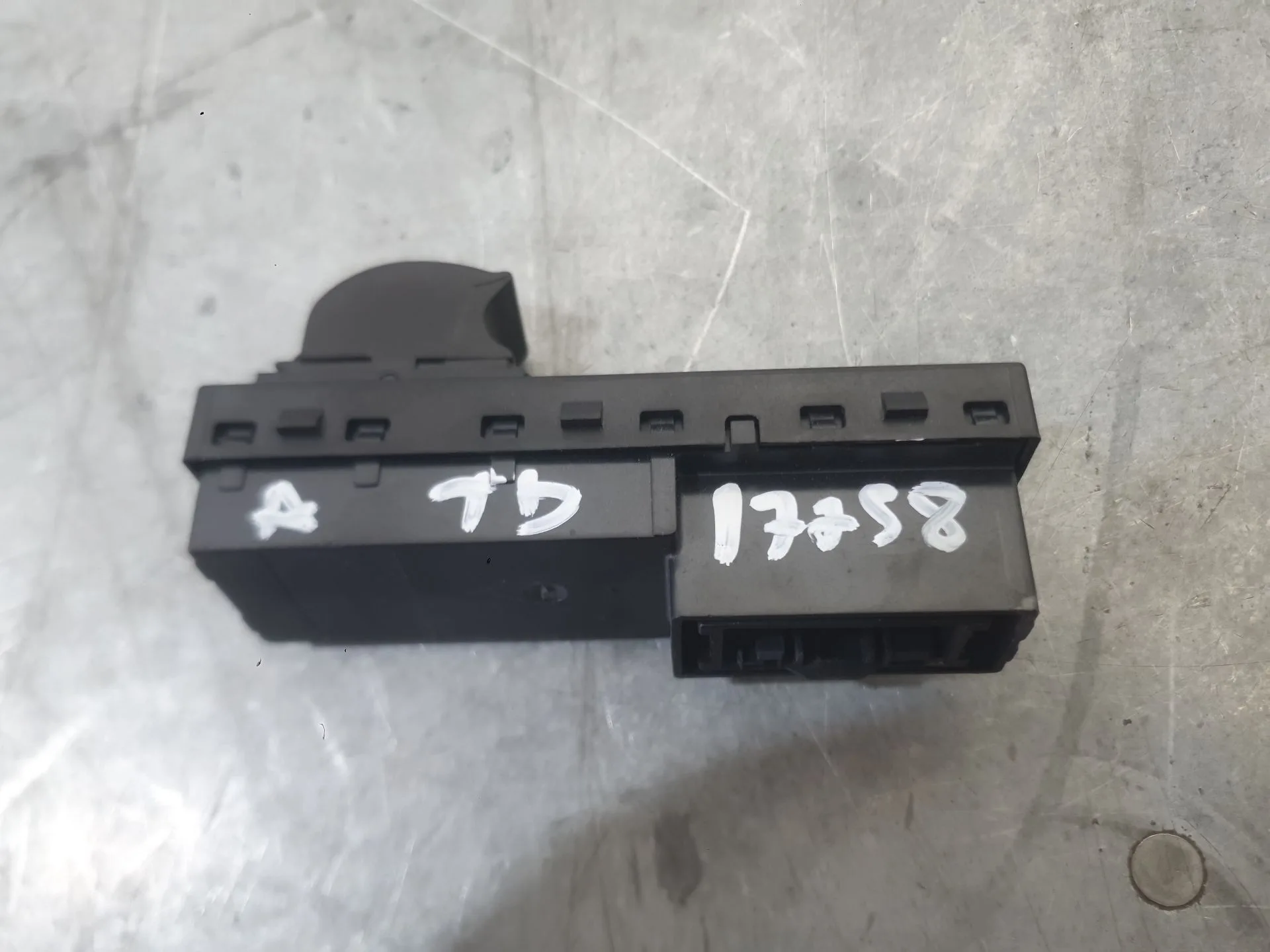 Mando Elevalunas Trasero Derecho para Fiat Tipo Sedan (356_, 357_)