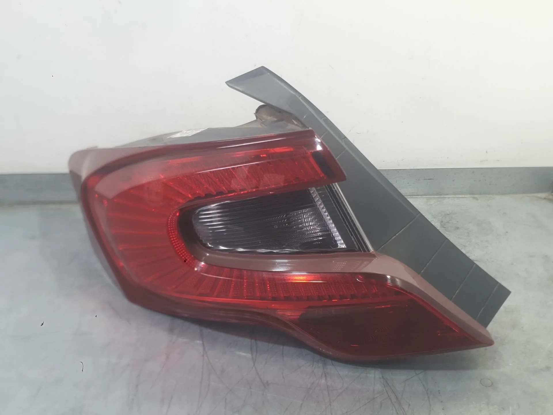 Piloto Trasero Izquierdo para Fiat Tipo Sedan (356_, 357_)