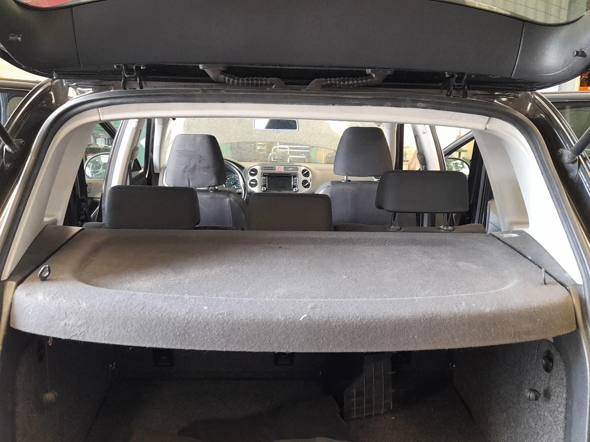 Bandeja Trasera para Volkswagen Tiguan (5N_)