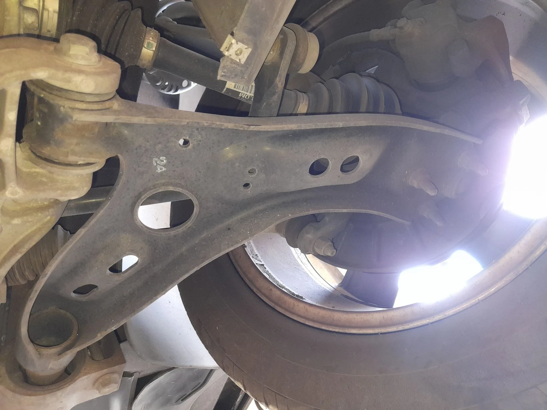 Brazo Suspension Inferior Delantero Izquierdo para Volkswagen Tiguan (5N_)