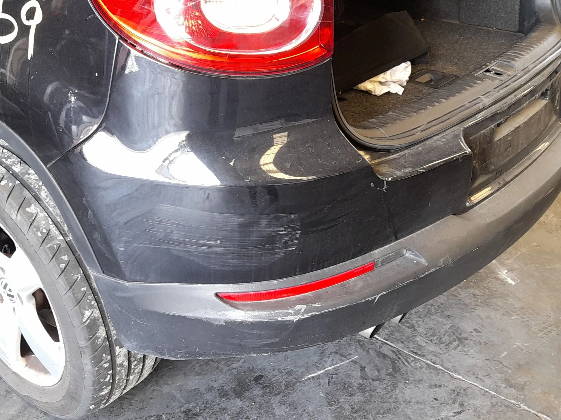 Paragolpes Trasero para Volkswagen Tiguan (5N_)