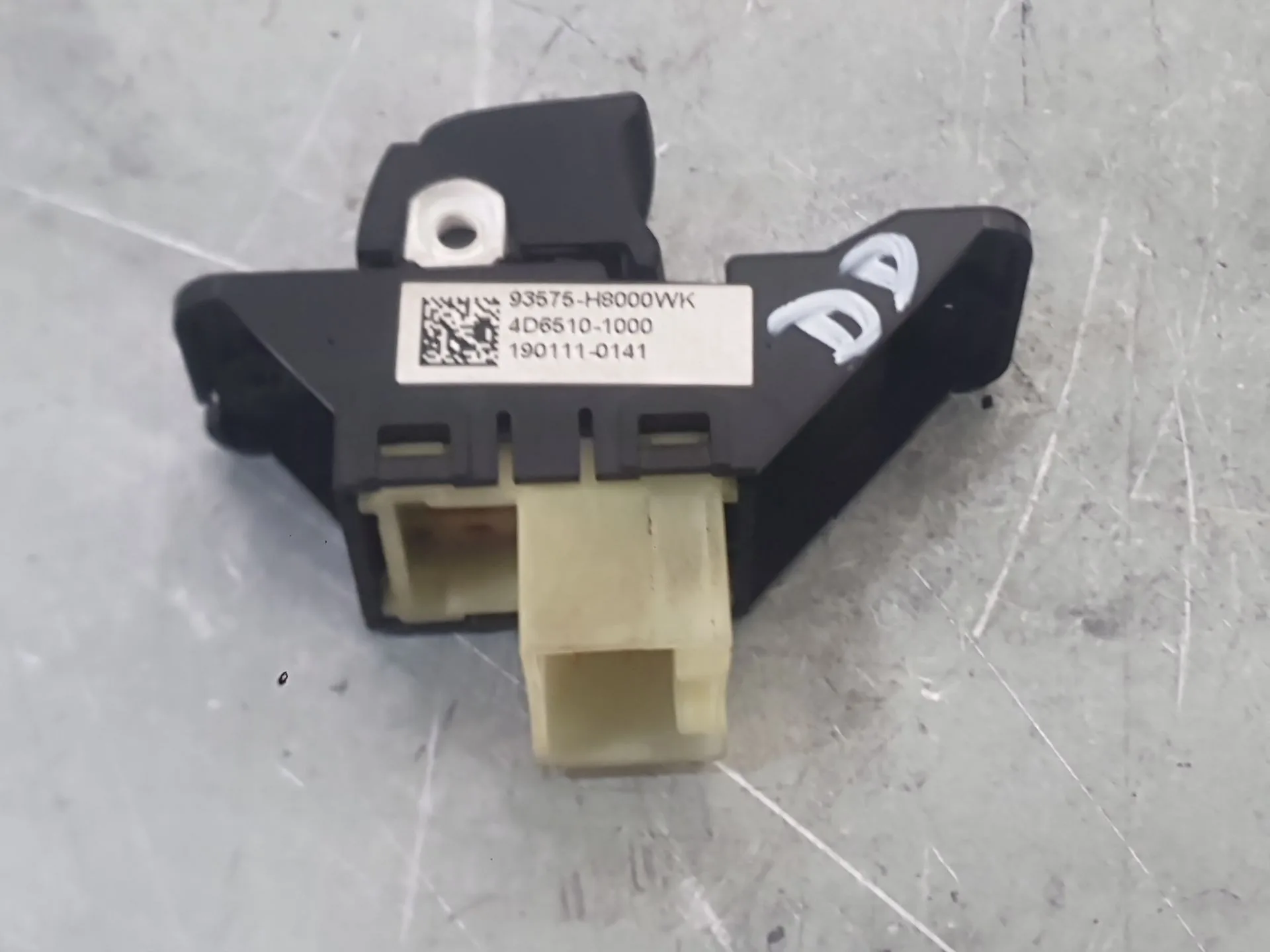 Mando Elevalunas Delantero Derecho para Kia Stonic (Yb)