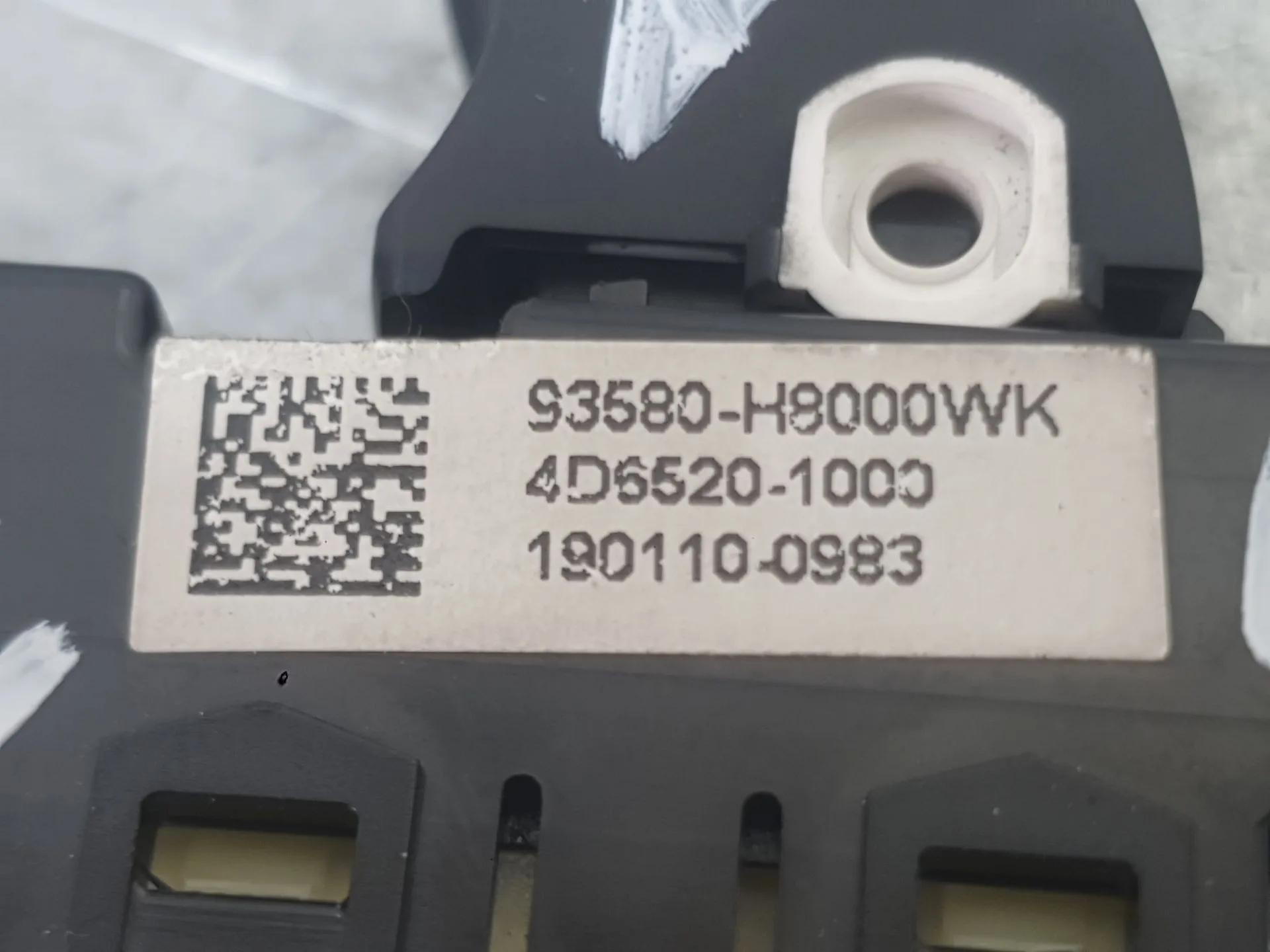 Mando Elevalunas Trasero Izquierdo para Kia Stonic (Yb)
