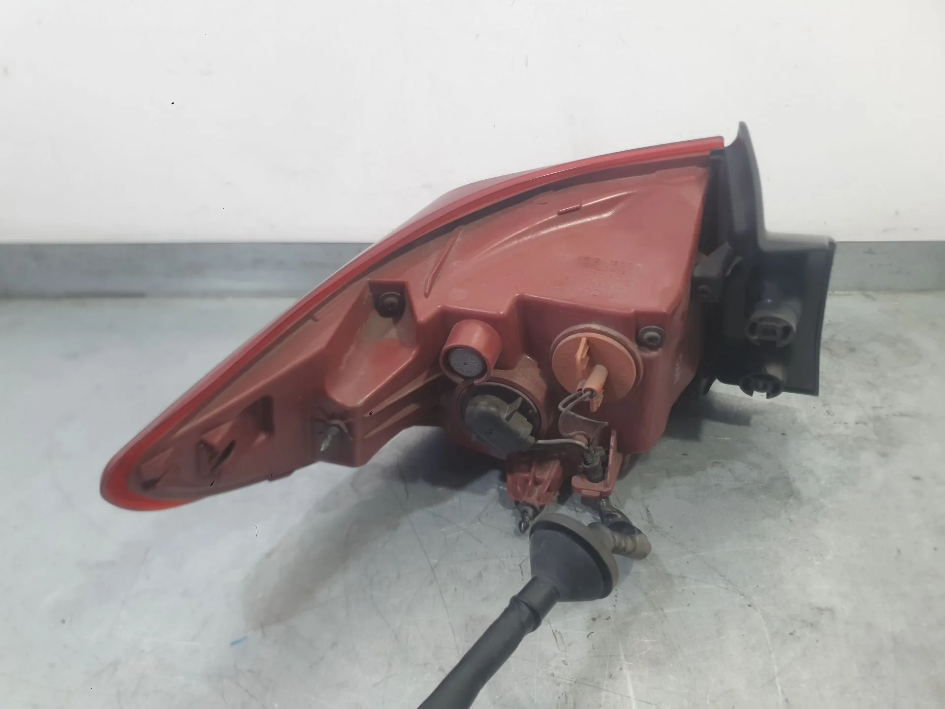 Piloto Trasero Derecho Exterior para Kia Stonic (Yb)