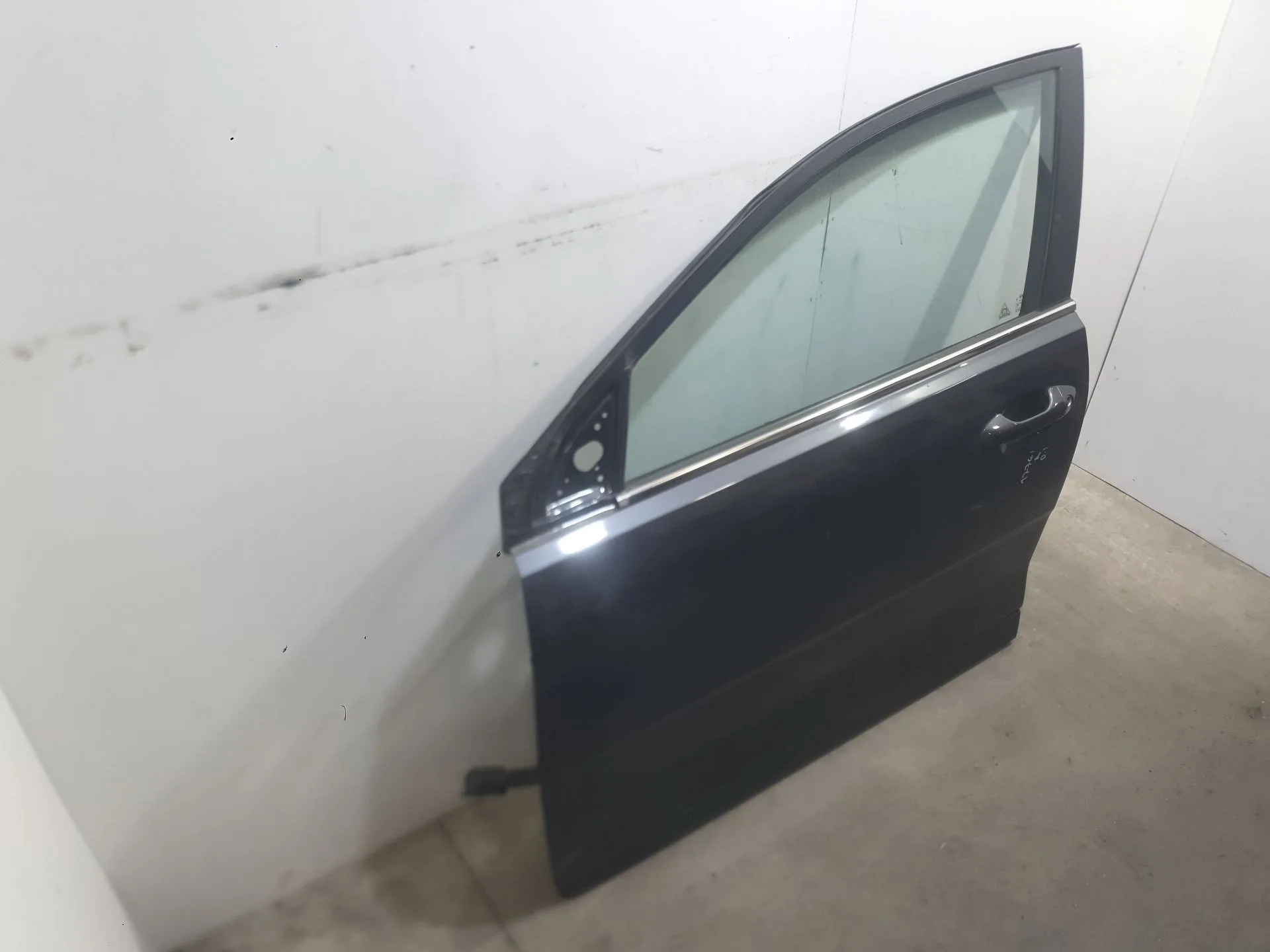 Puerta Delantera Izquierda para Kia Stonic (Yb)