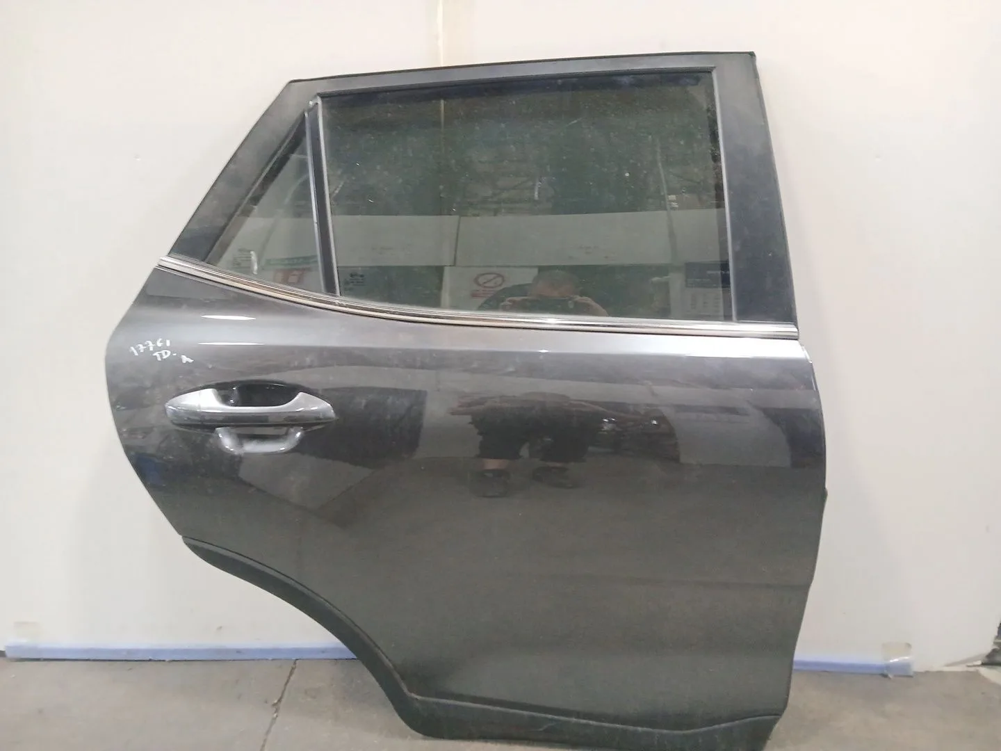 Puerta Trasera Derecha para Kia Stonic (Yb)