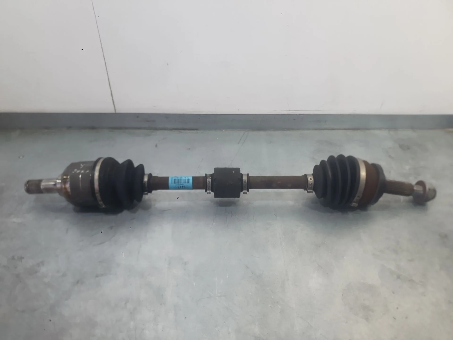 Transmision Delantera Izquierda para Kia Stonic (Yb)
