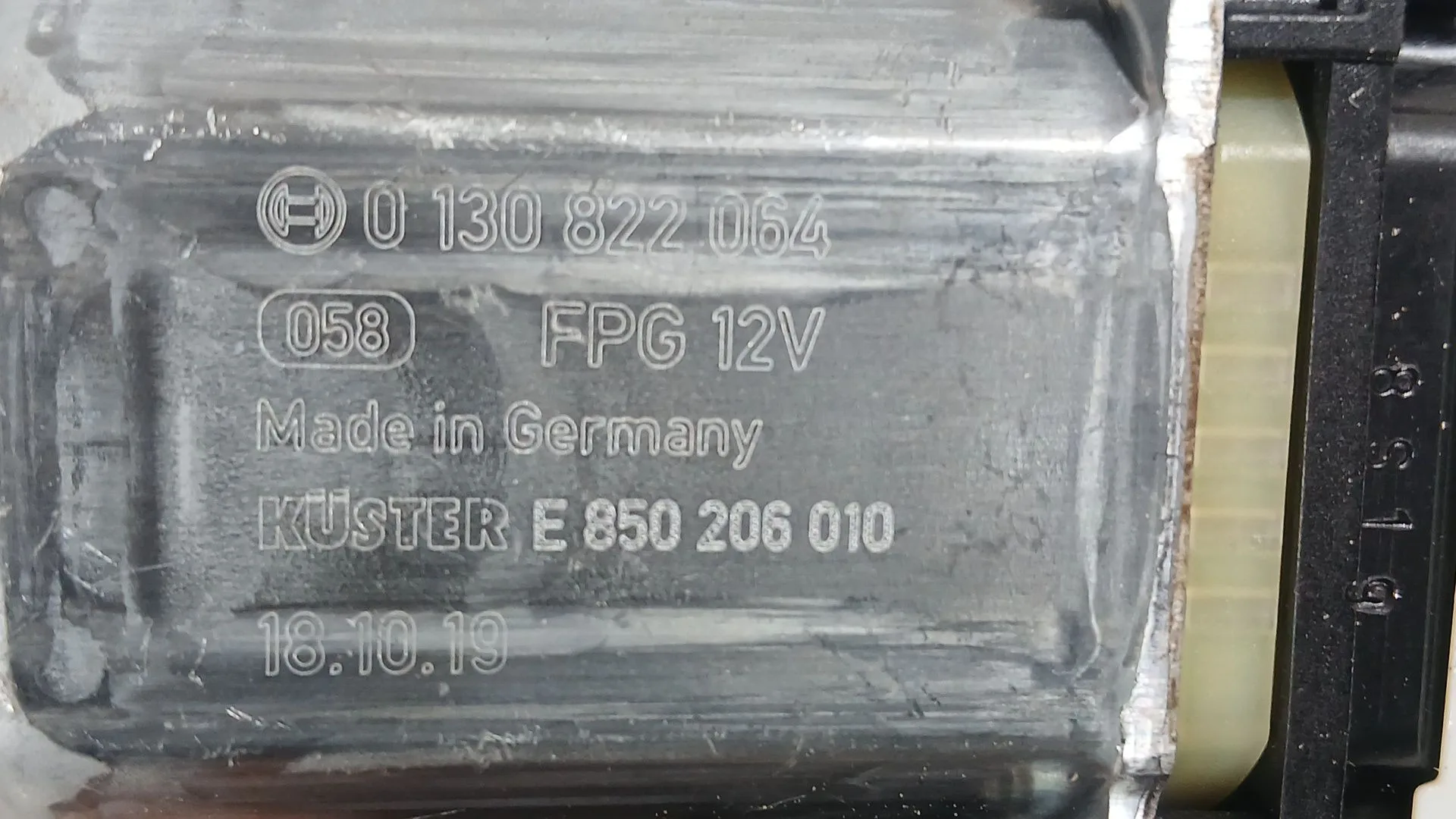 Motor Elevalunas Delantero Derecho para Volkswagen Polo Vi (Aw1, Bz1, Ae1)