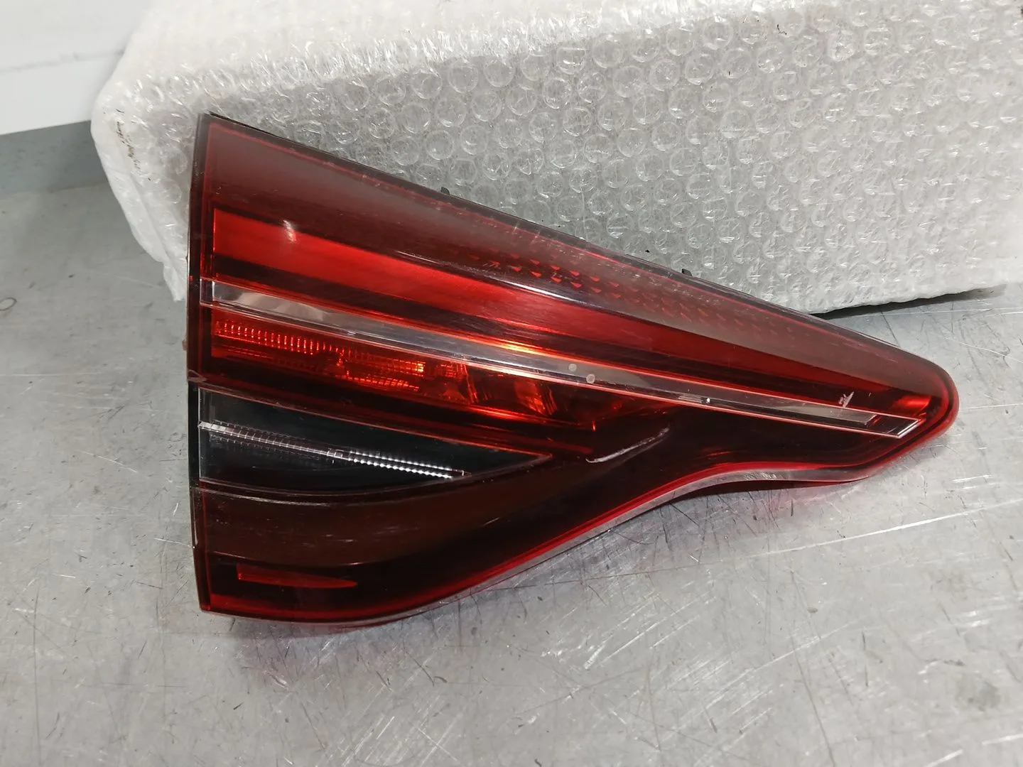 Piloto Trasero Izquierdo Interior para Renault Clio V (B7_)
