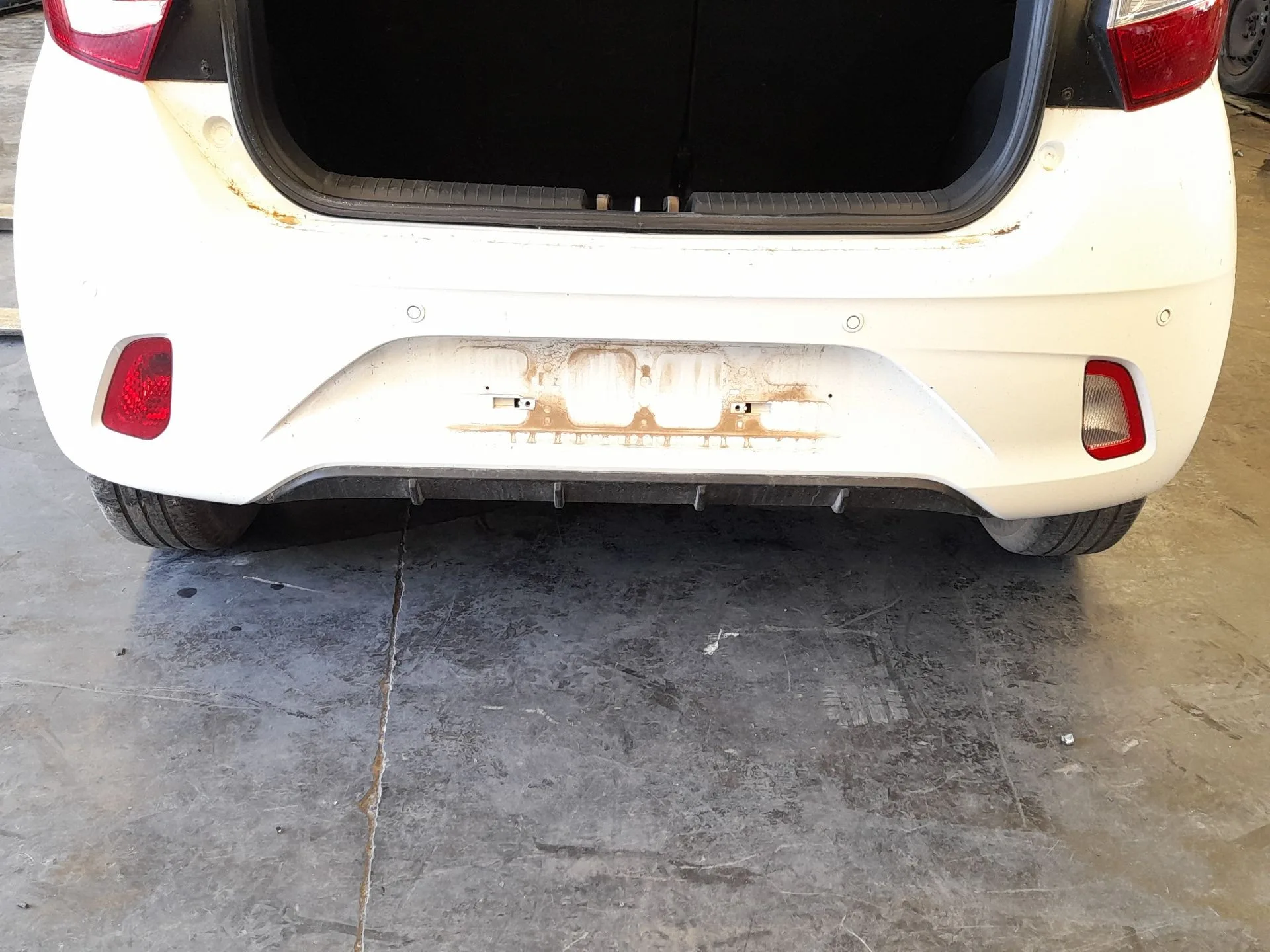 Paragolpes Trasero para Hyundai I10 Iii (Ac3, Ai3)