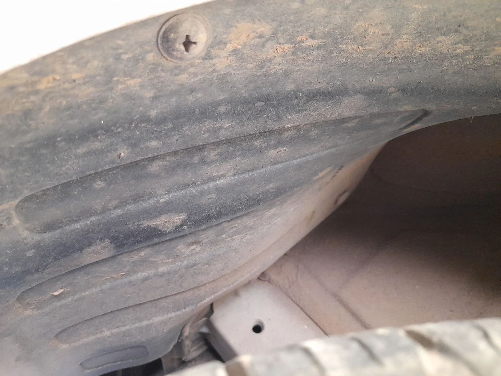 Plastico Pase Rueda Tras. Dch. para Hyundai I10 Iii (Ac3, Ai3)