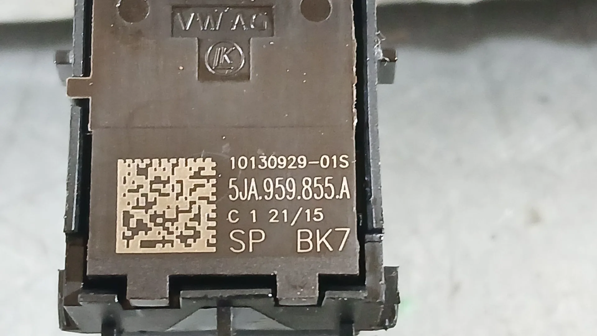 Mando Elevalunas Delantero Derecho para Skoda Fabia Iii (Nj3)