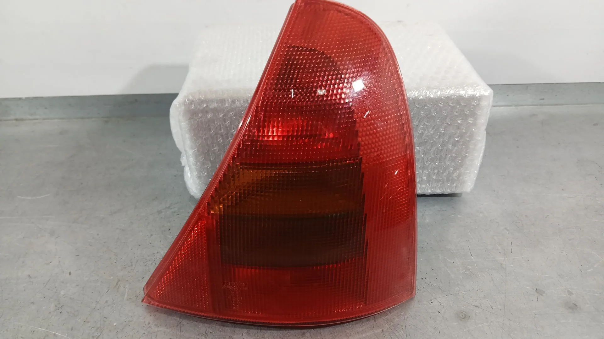 Piloto Trasero Derecho para Renault Clio Ii (Bb_, Cb_)