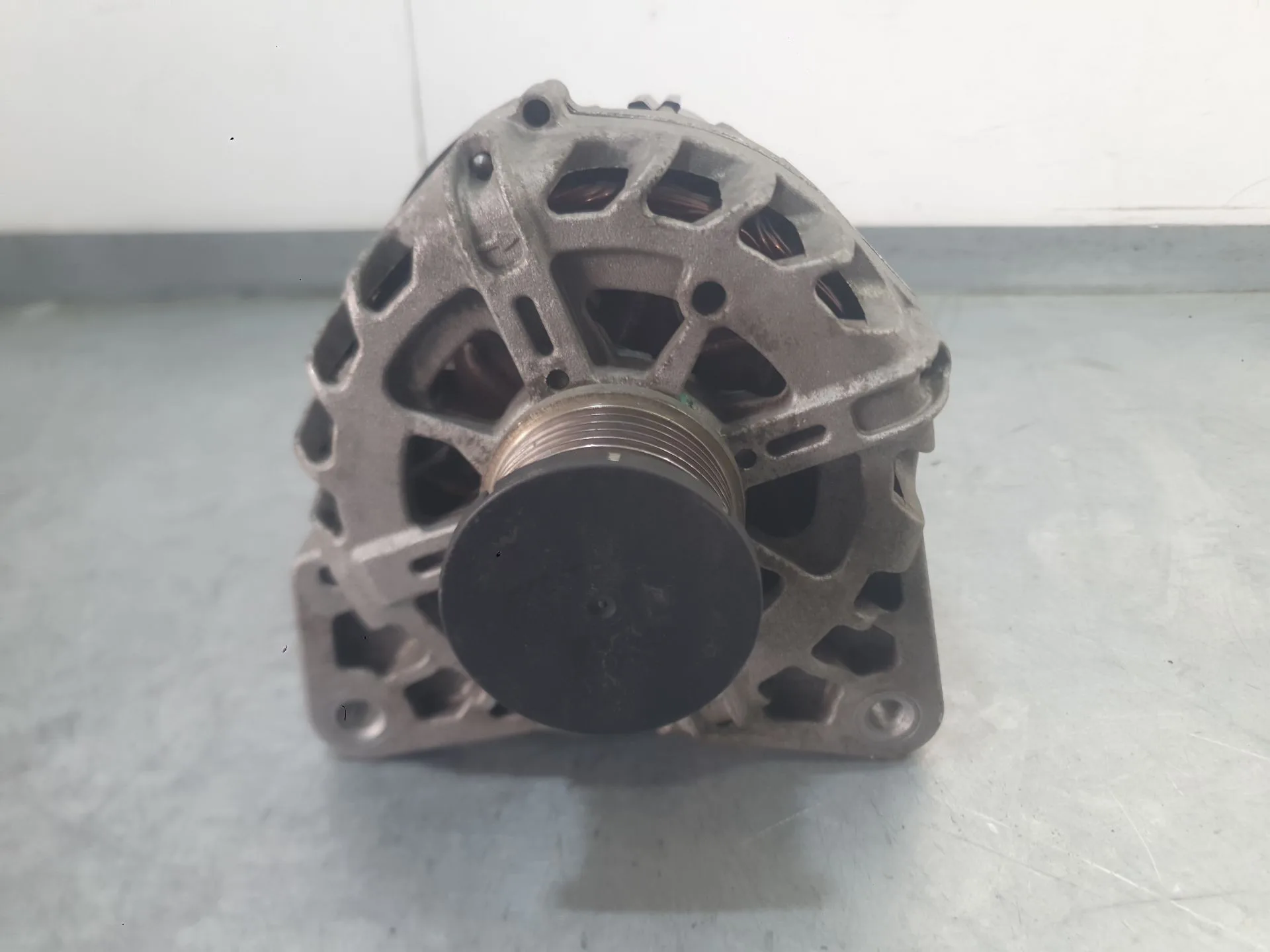 Alternador para Renault Megane Iv Hatchback (B9A/M/N_)