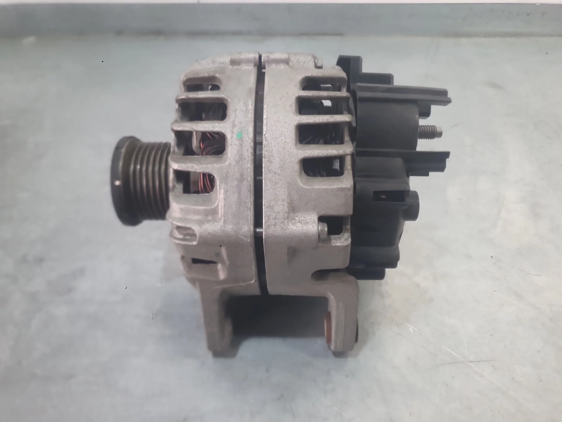 Alternador para Renault Megane Iv Hatchback (B9A/M/N_)