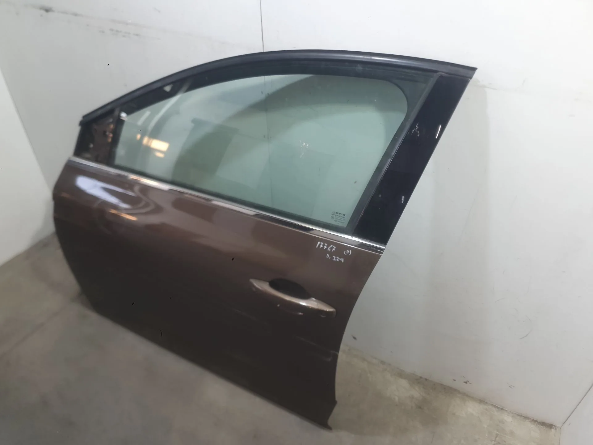 Puerta Delantera Izquierda para Renault Megane Iv Hatchback (B9A/M/N_)