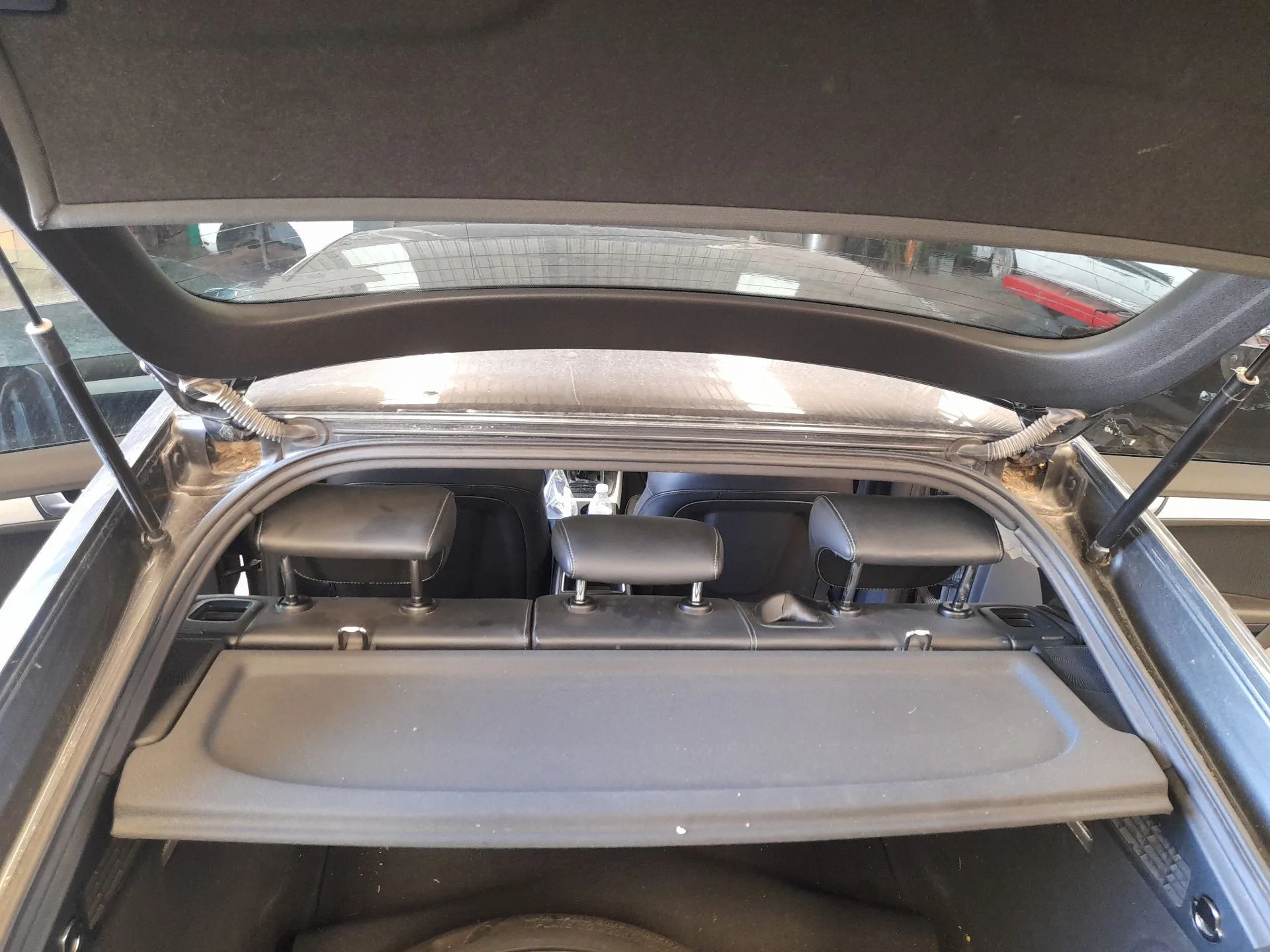 Bandeja Trasera para Audi A5 Sportback (8Ta)