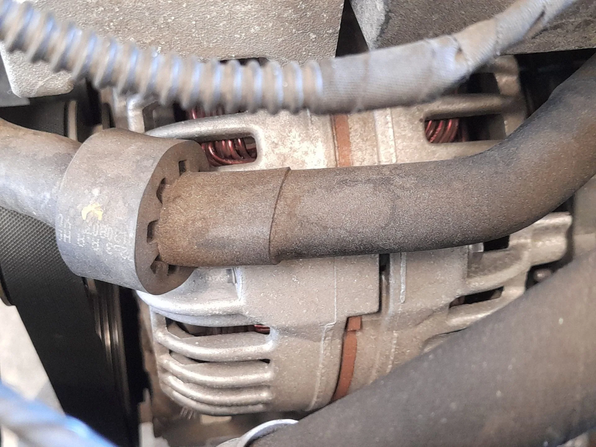 Alternador para Seat Ibiza Iv (6J5, 6P1)